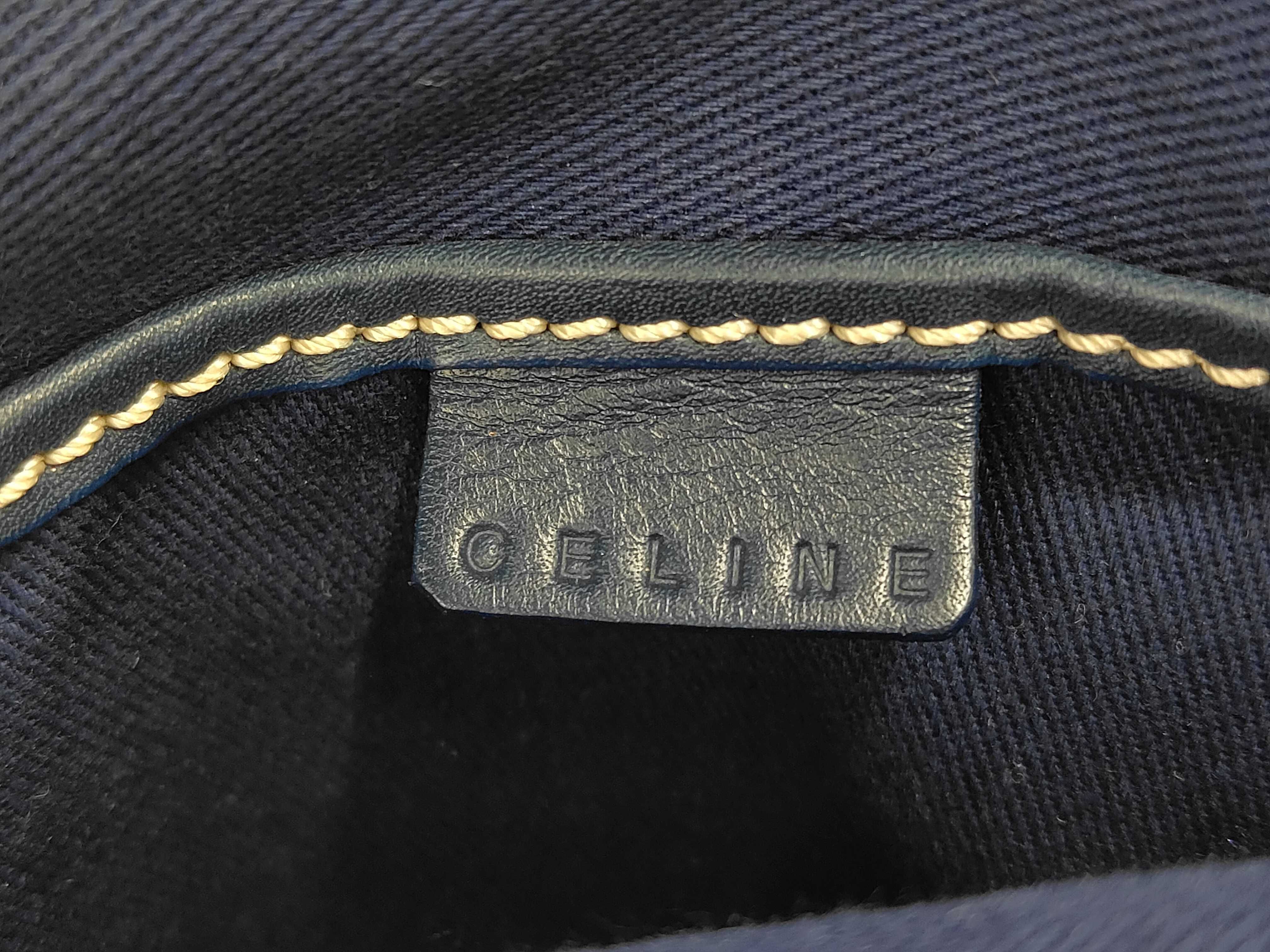Macadam pattern logo shoulder bag — view 9