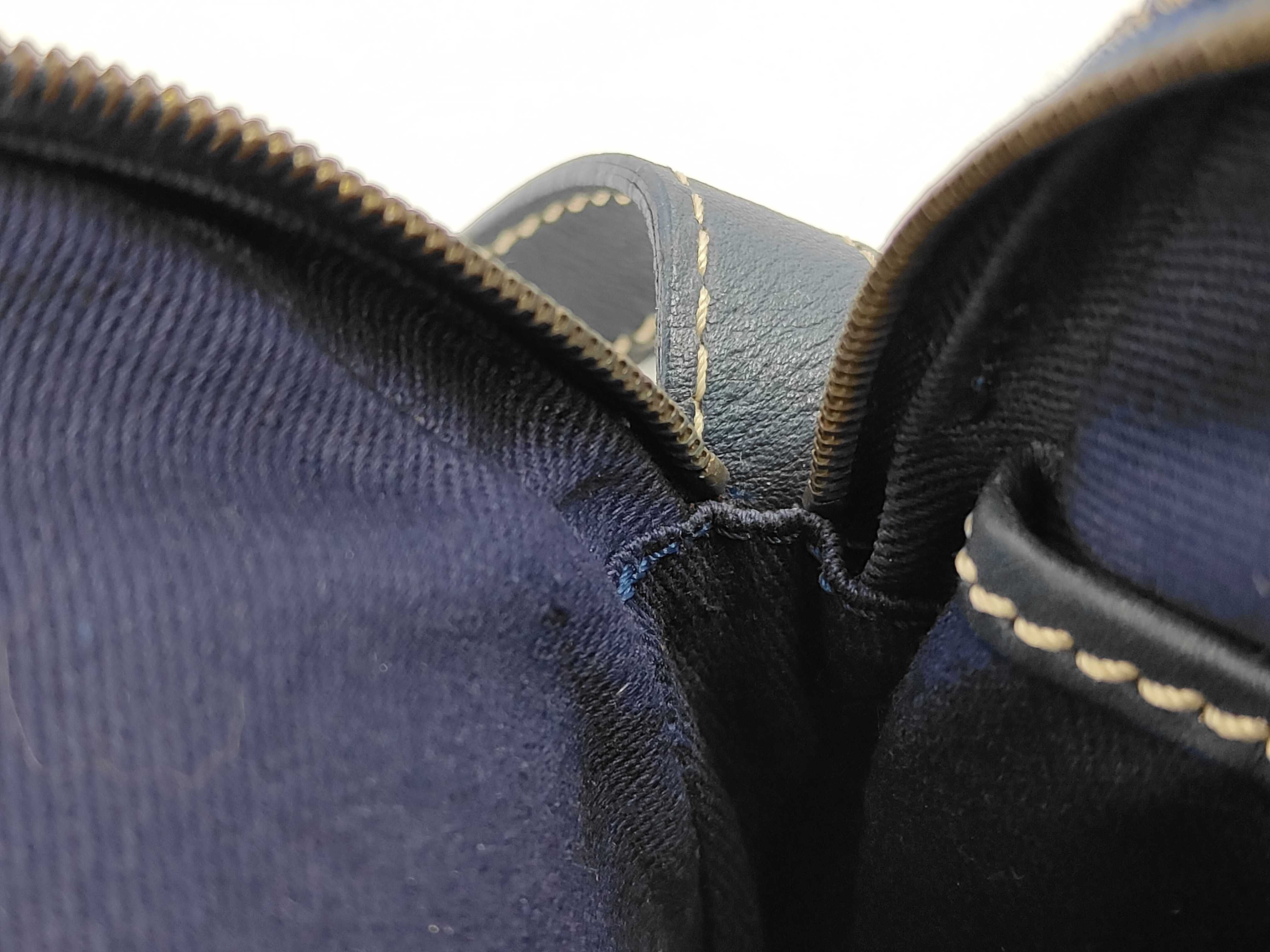 Macadam pattern logo shoulder bag — view 10