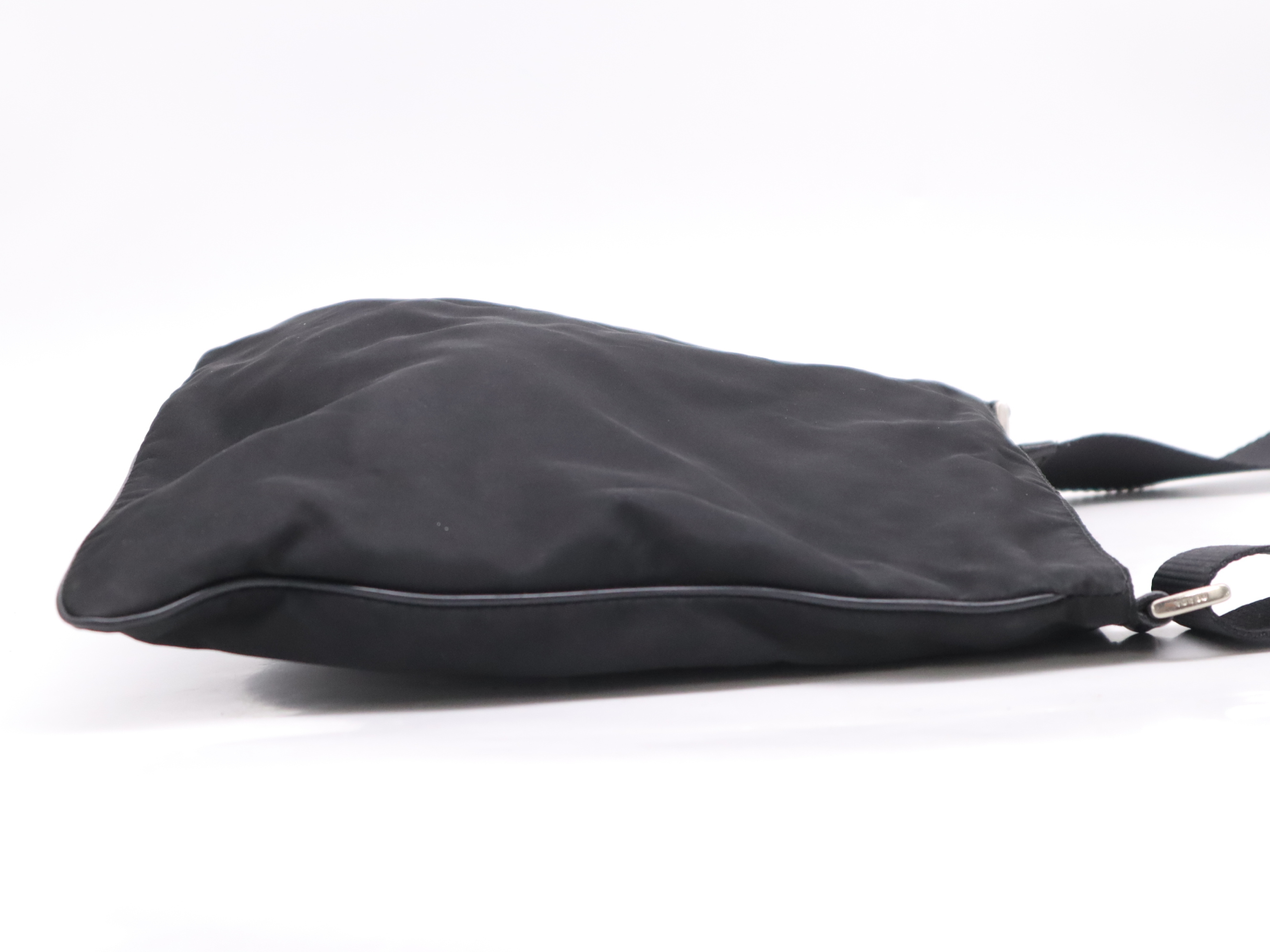nylon triangle logo shoulder bag black SV metal fittings card included shoulder bag — view 5