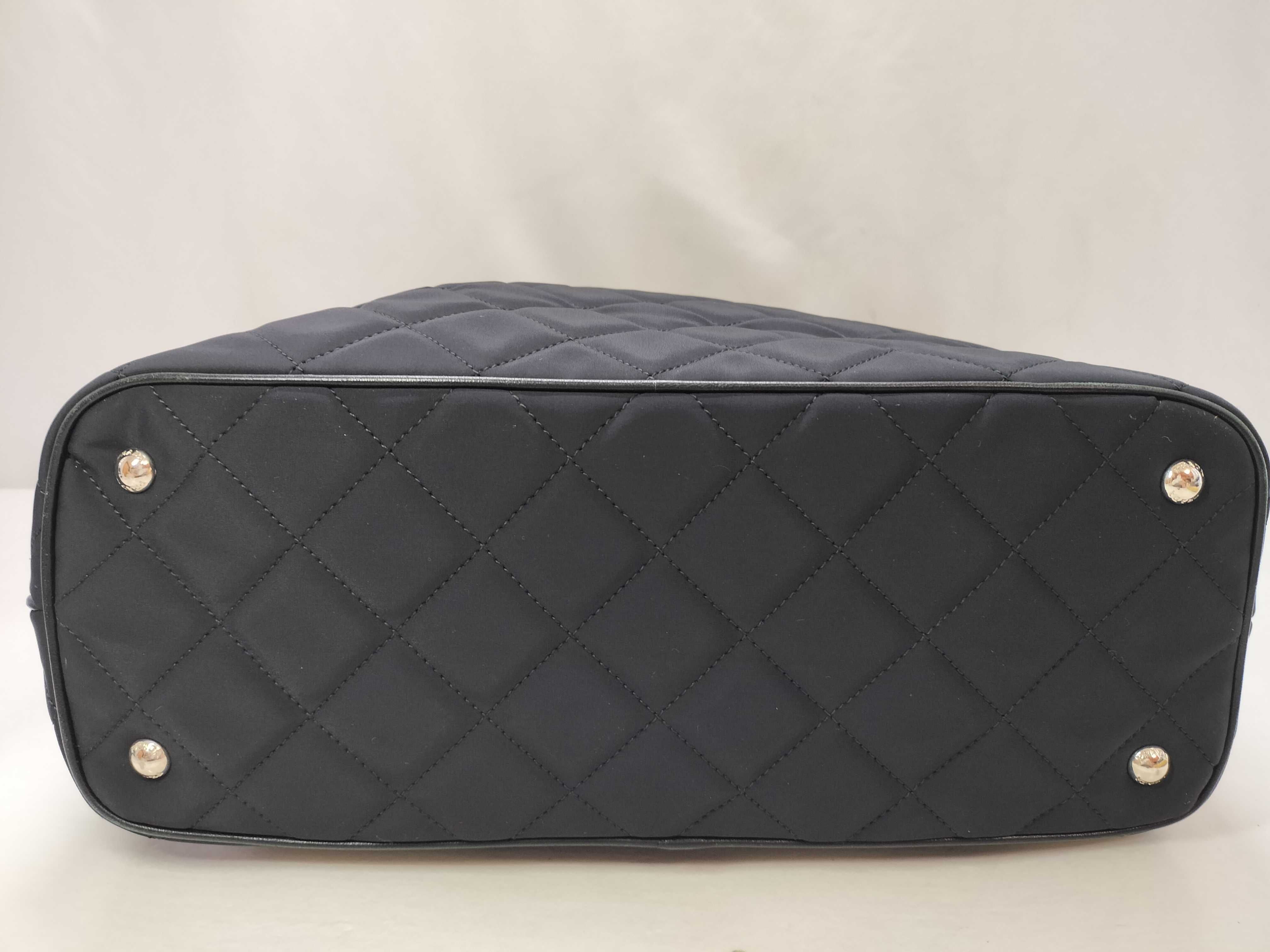 Nylon Prada Quilted 2-Way Tote Bag Shoulder Tote Bag — view 15