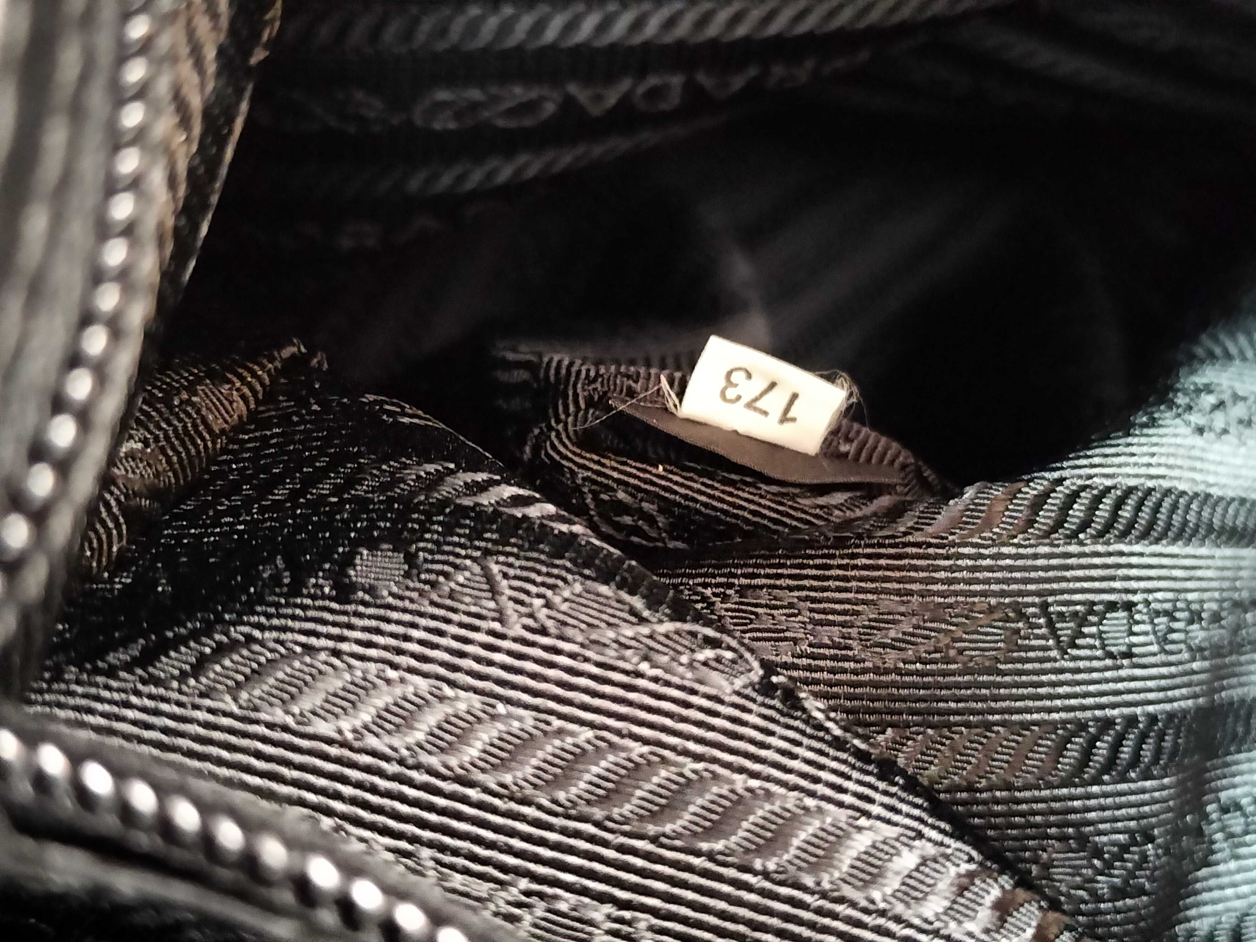 Nylon Prada Quilted 2-Way Tote Bag Shoulder Tote Bag — view 10