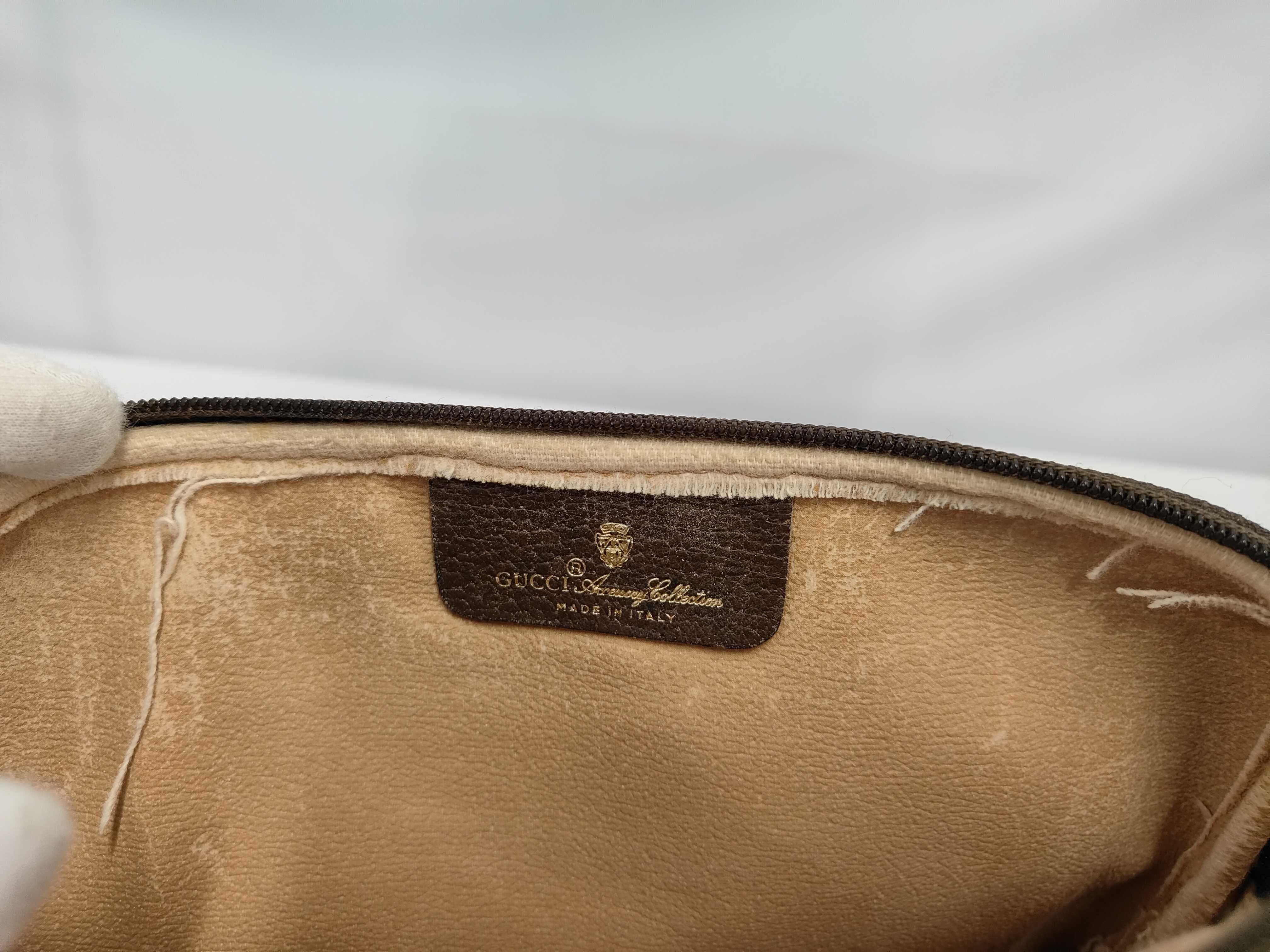 Old Gucci Shoulder Bag — view 10