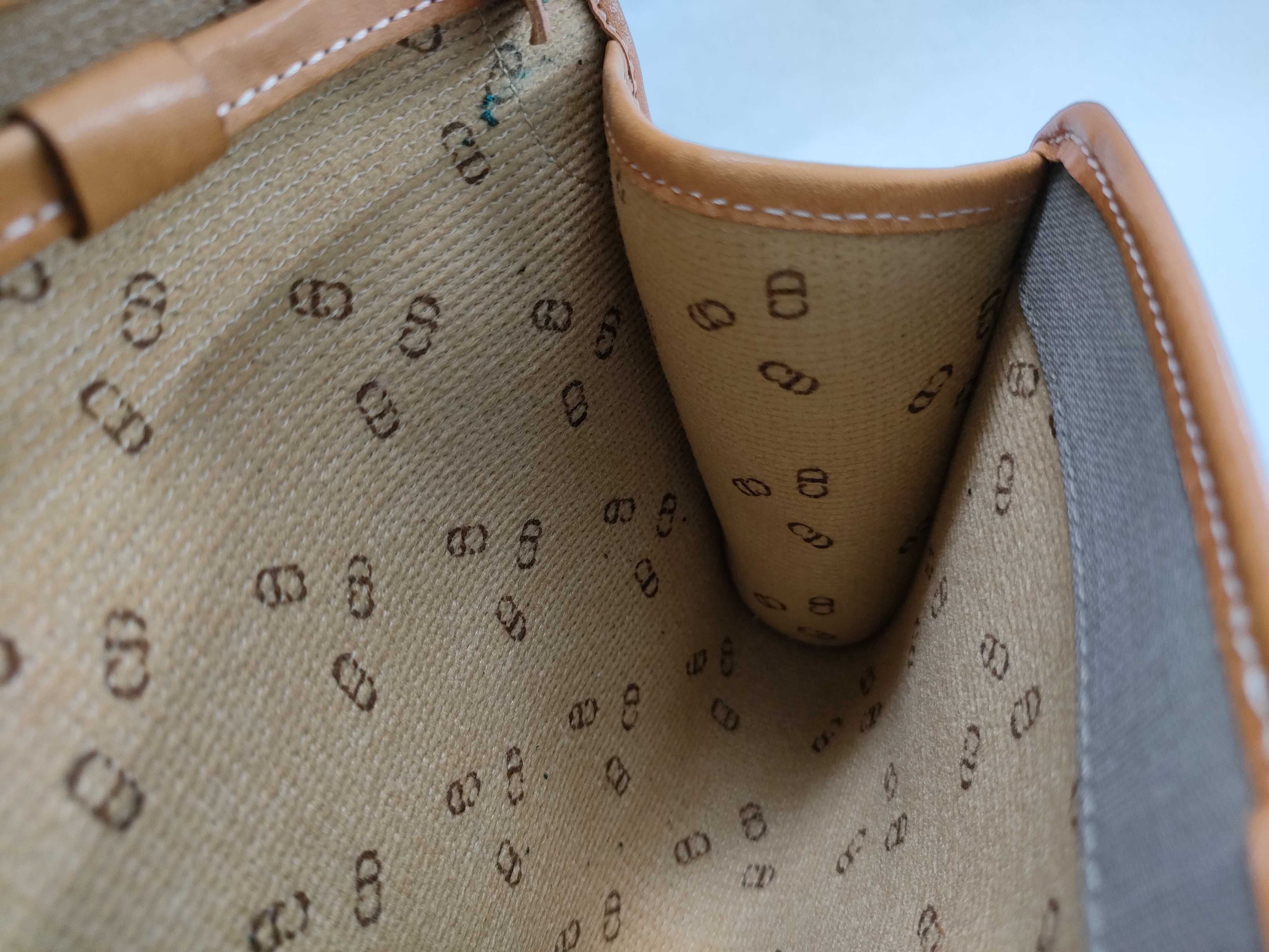 shoulder bag — view 9