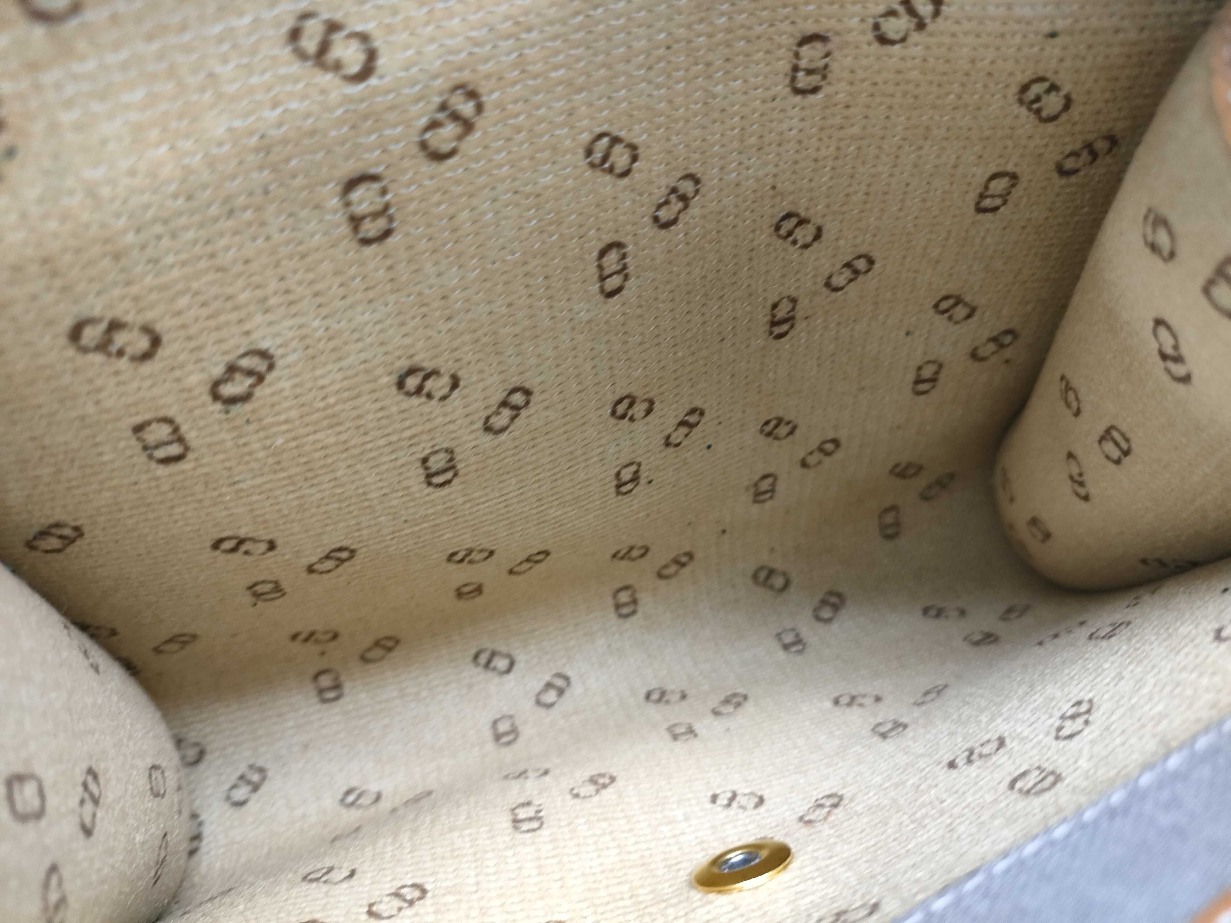 shoulder bag — view 10