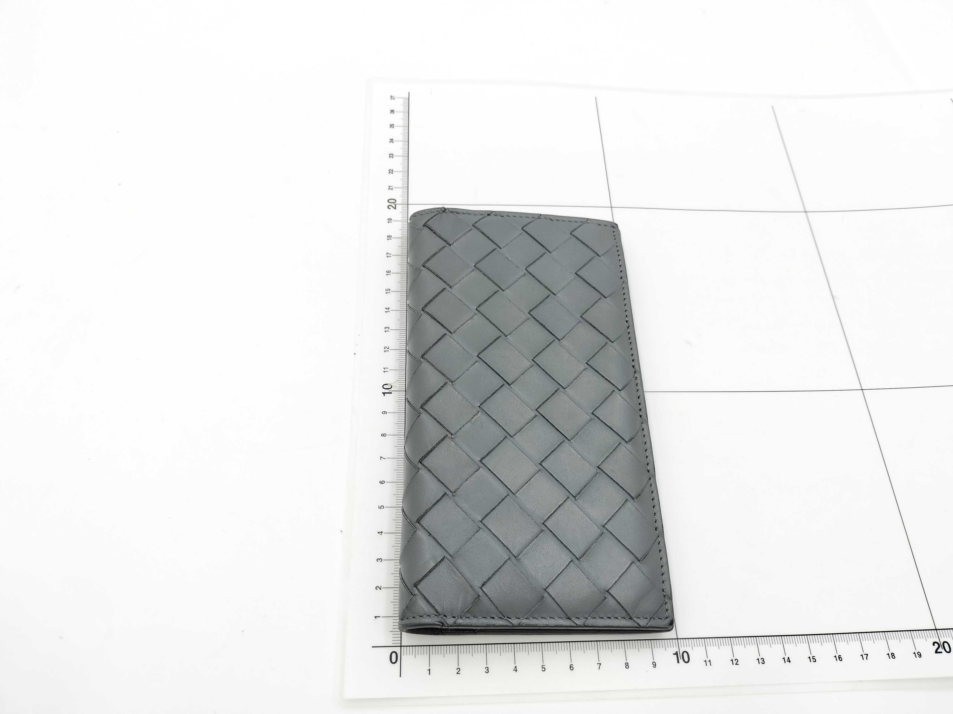 Intrecciato Maxi Intrecciato Bi-fold Long Wallet (with box) — view 2