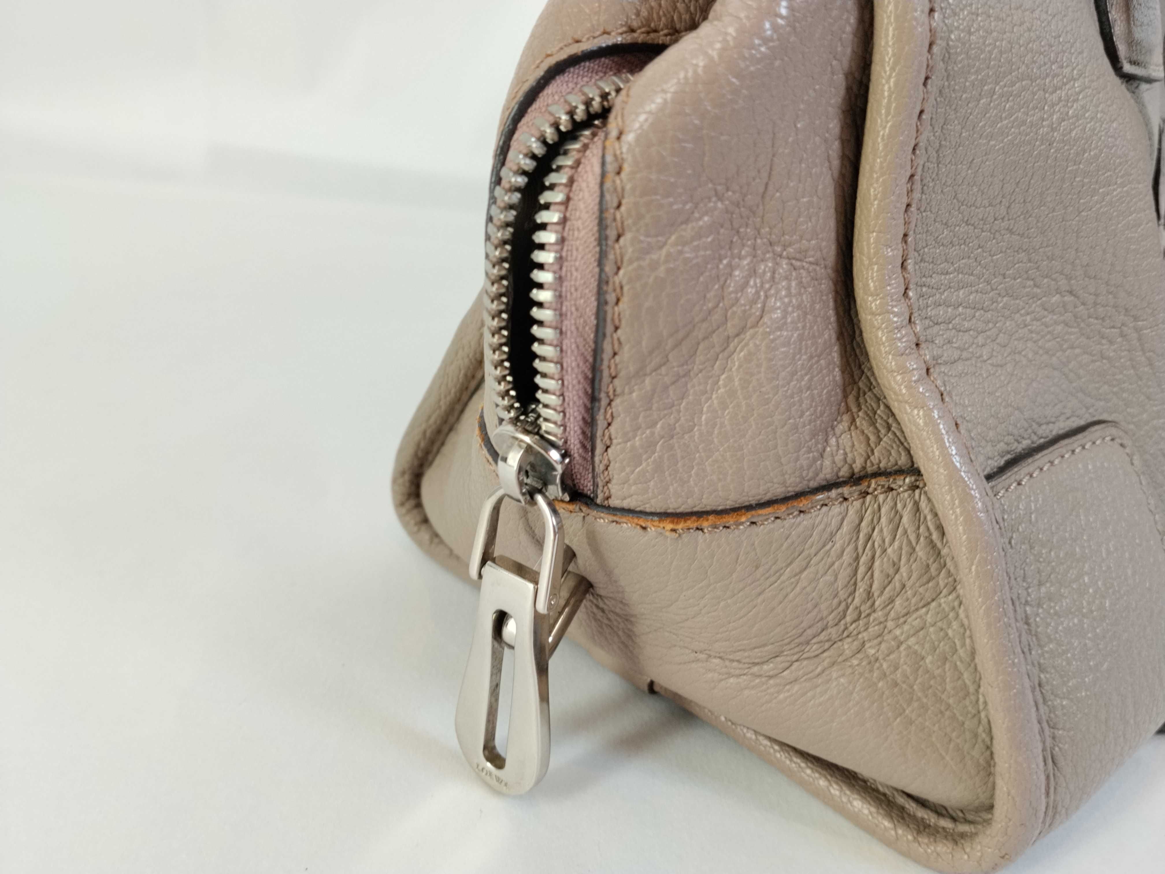 Amazona 28 Leather Handbag, Beige — view 14