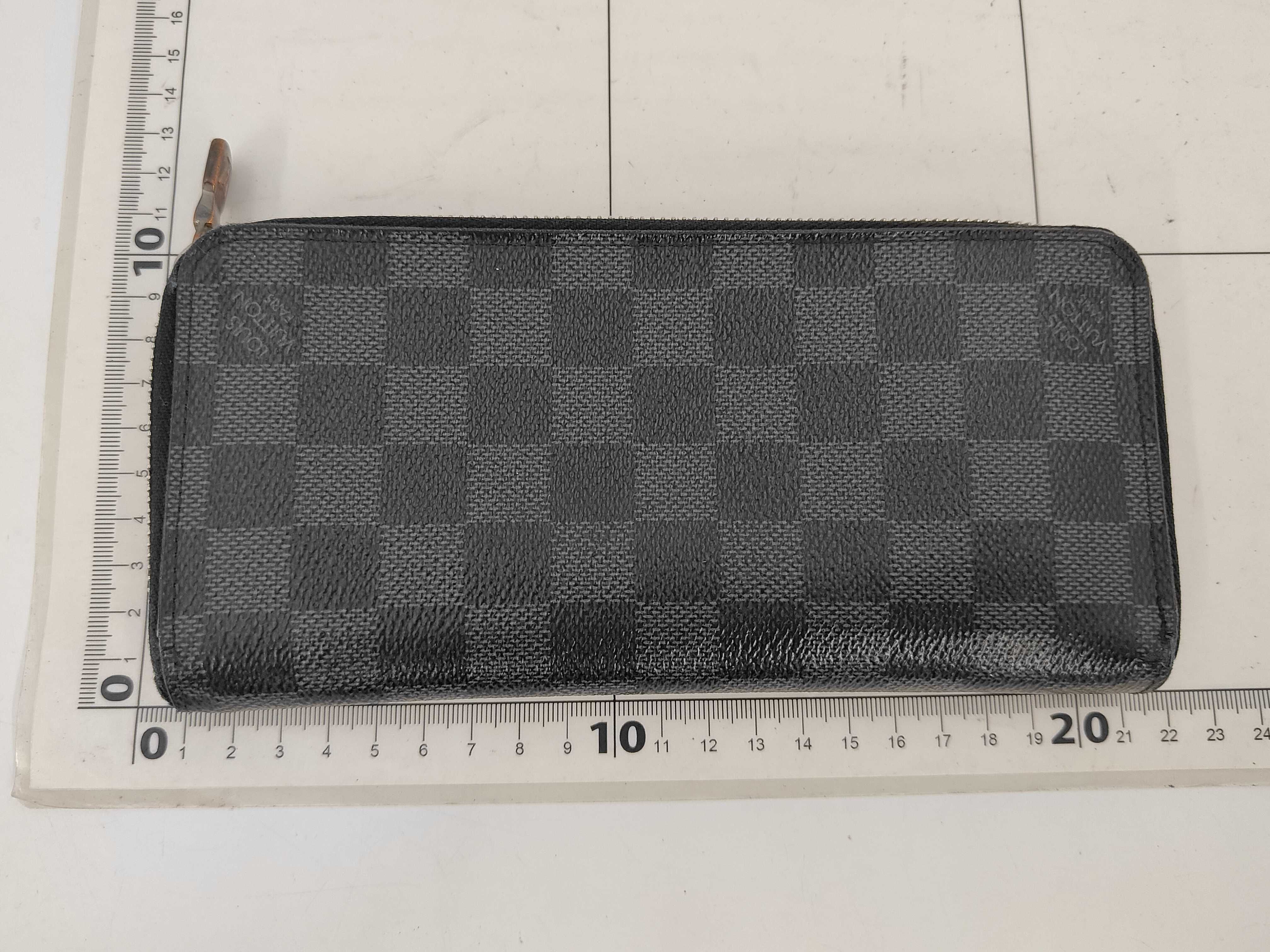 Damier Graphite / Damier / Long Wallet / PVC Wallet — view 2