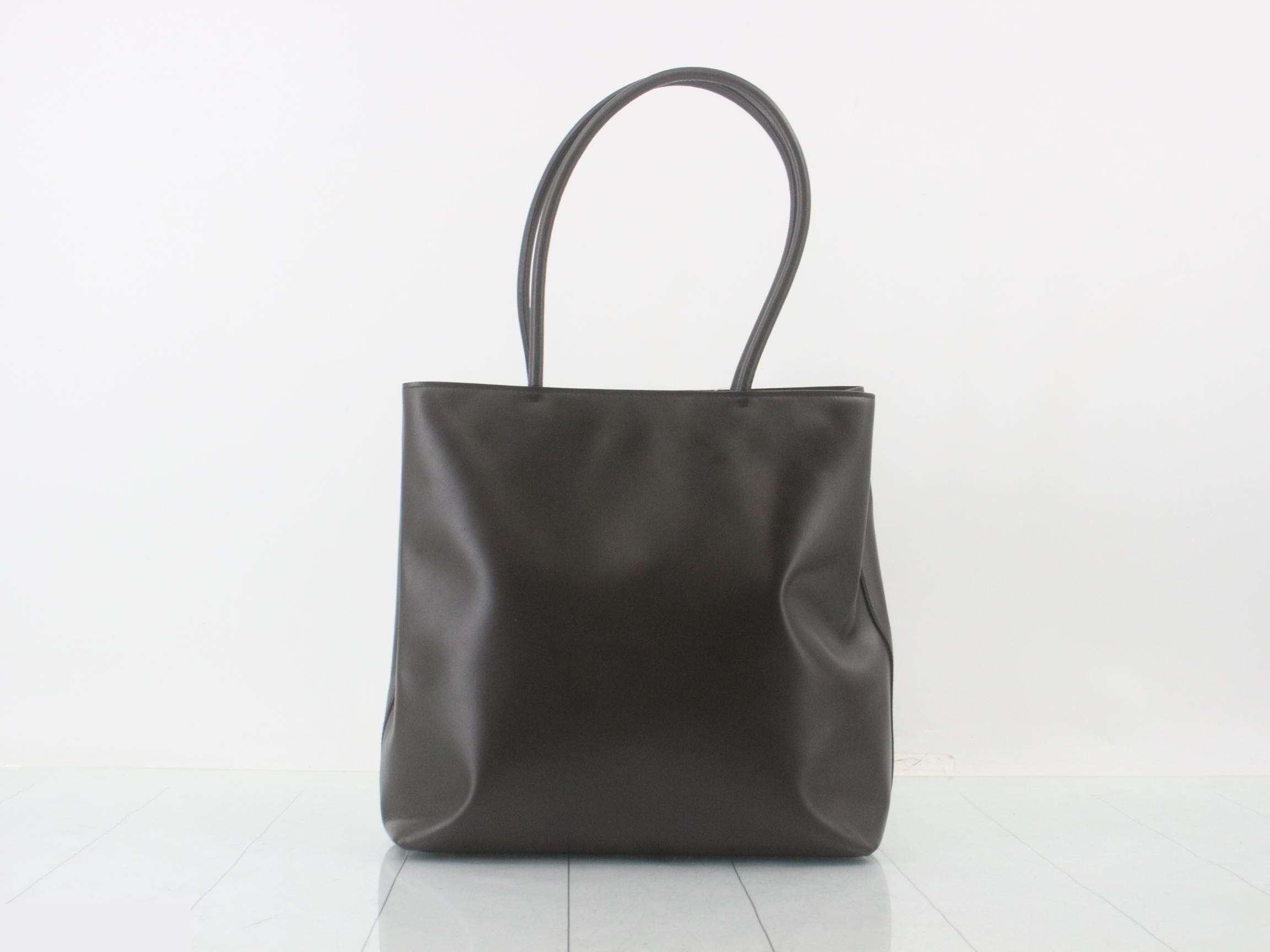 logo leather handbag — view 2