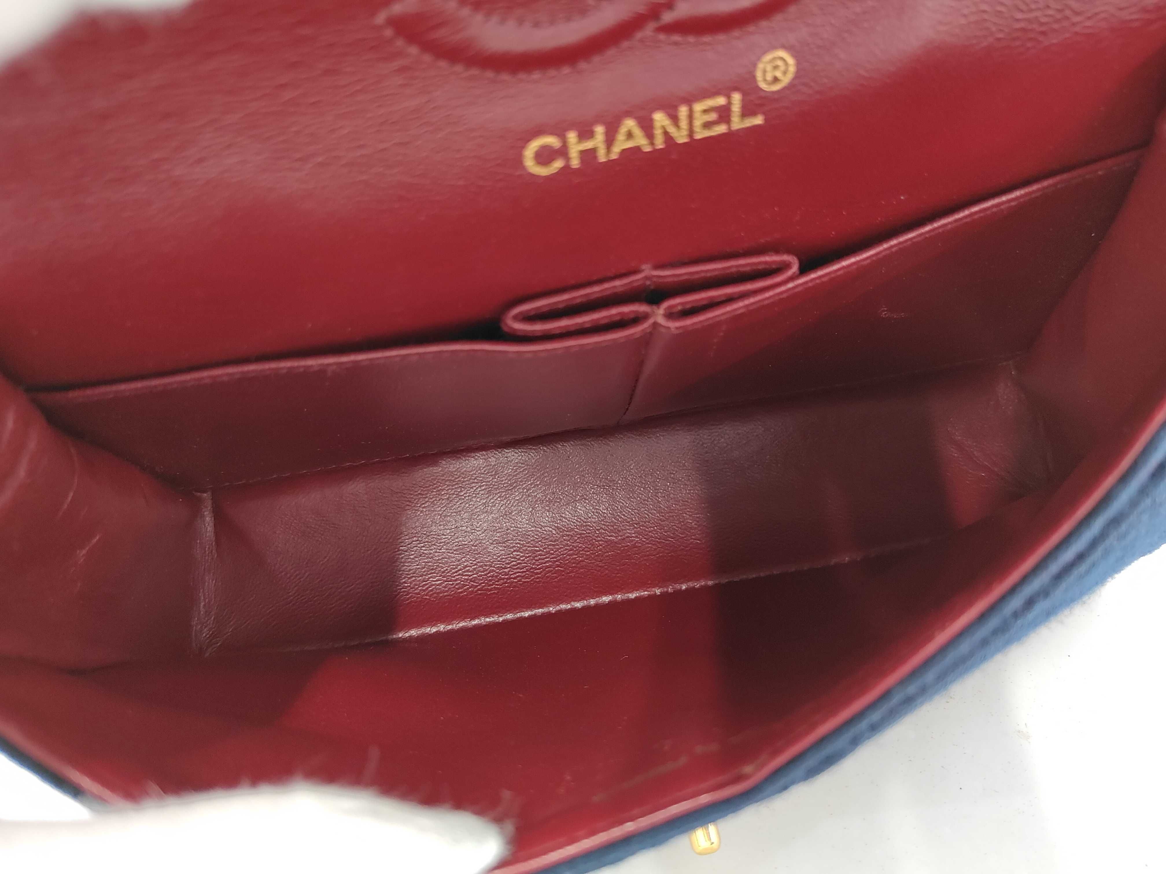 Matelassé Cotton Navy WW Shoulder Bag — view 9