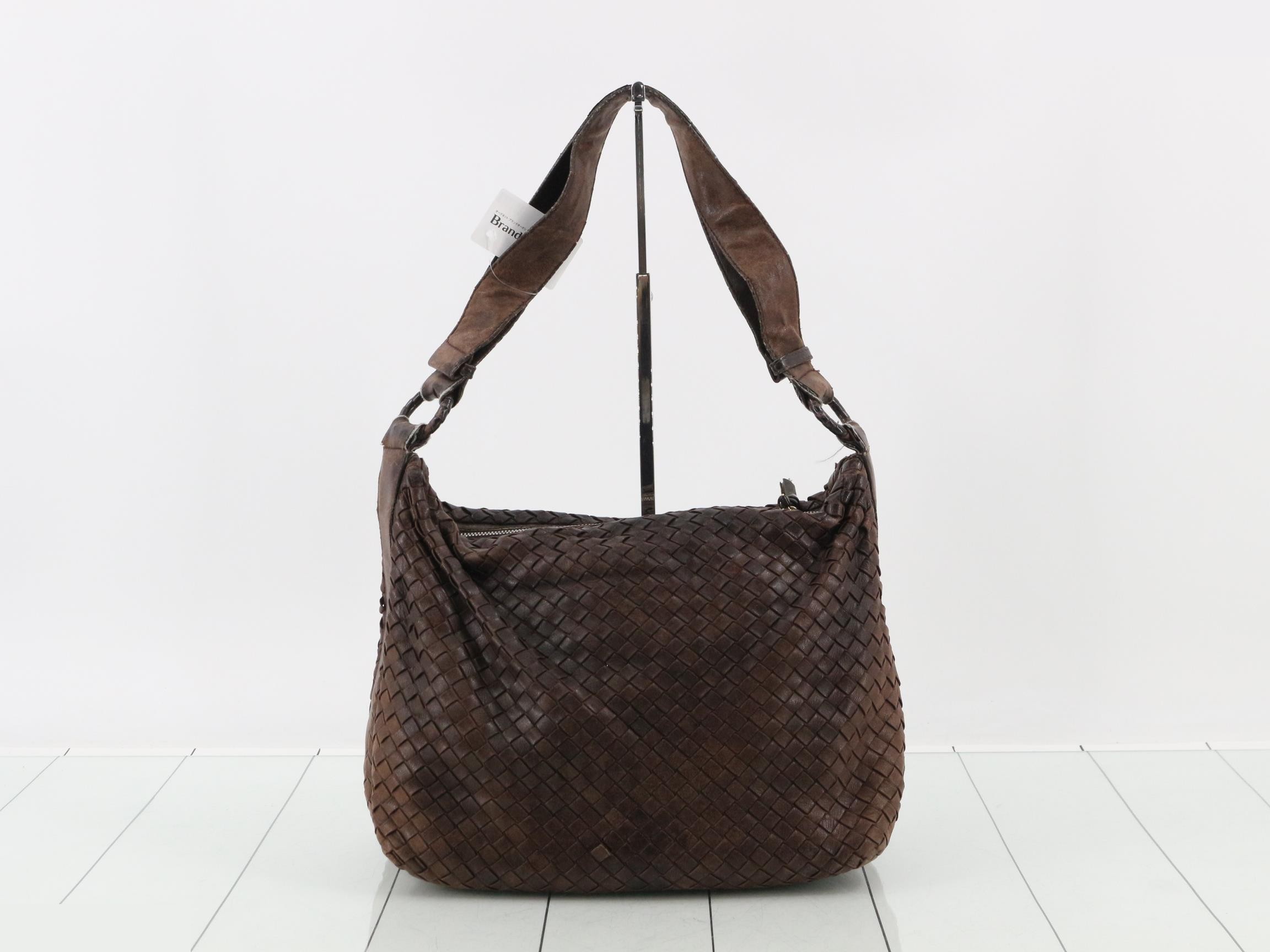 Intrecciato (bag) - Shoulder bag - Brown — view 2