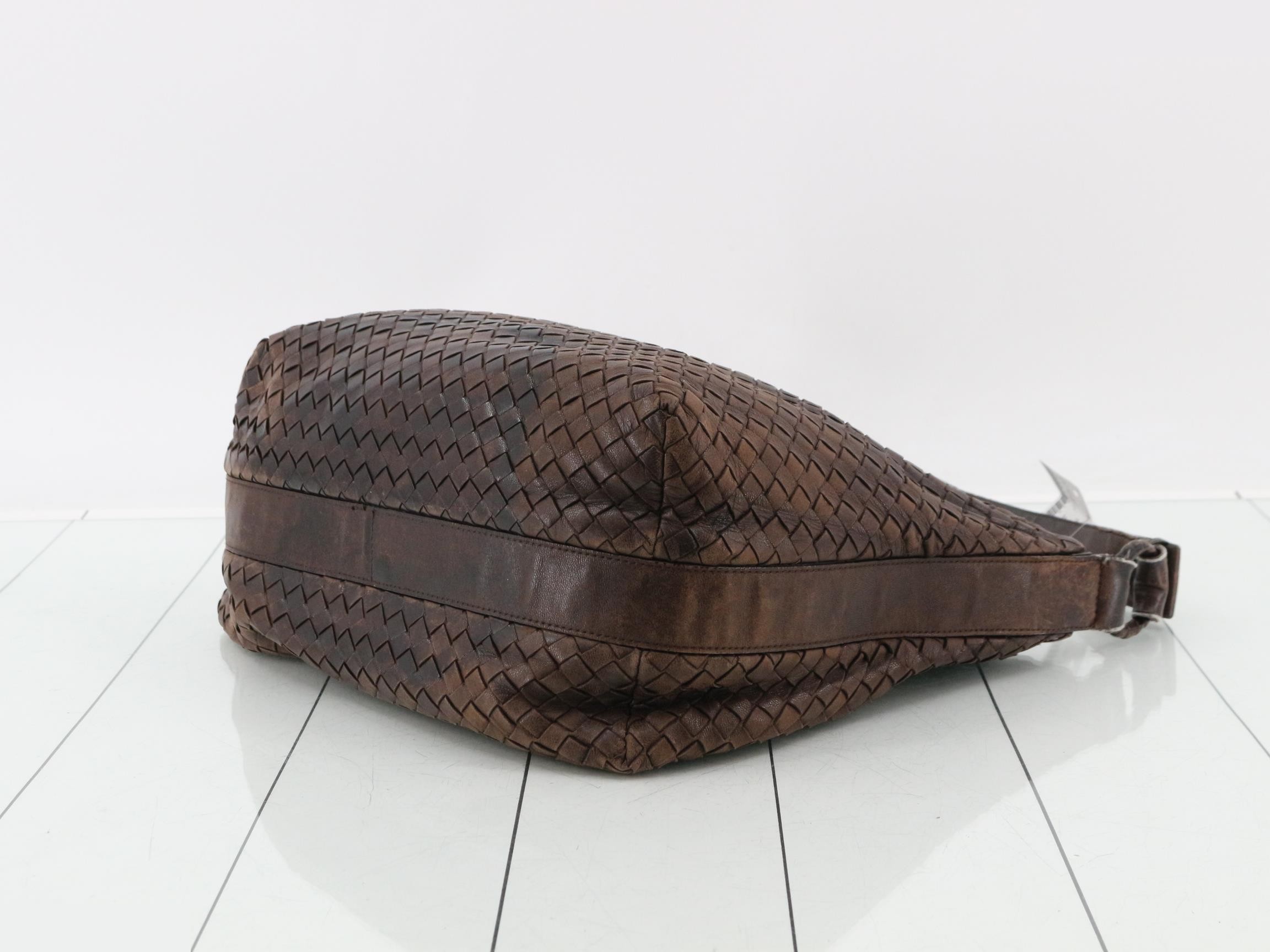 Intrecciato (bag) - Shoulder bag - Brown — view 6