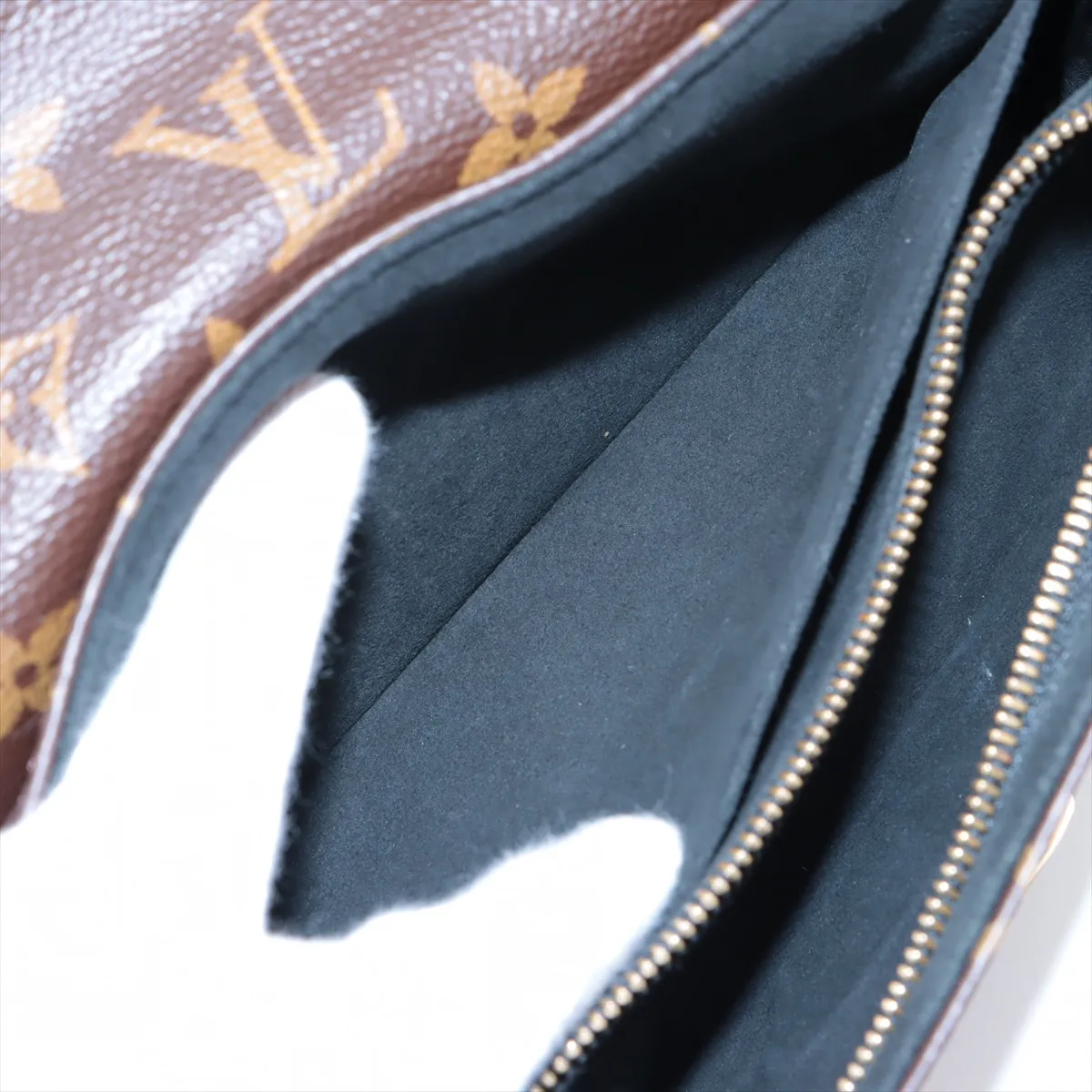 Monogram x Taurillon Saint-Placide M43714 Brown x Black RFID reaction available — view 9