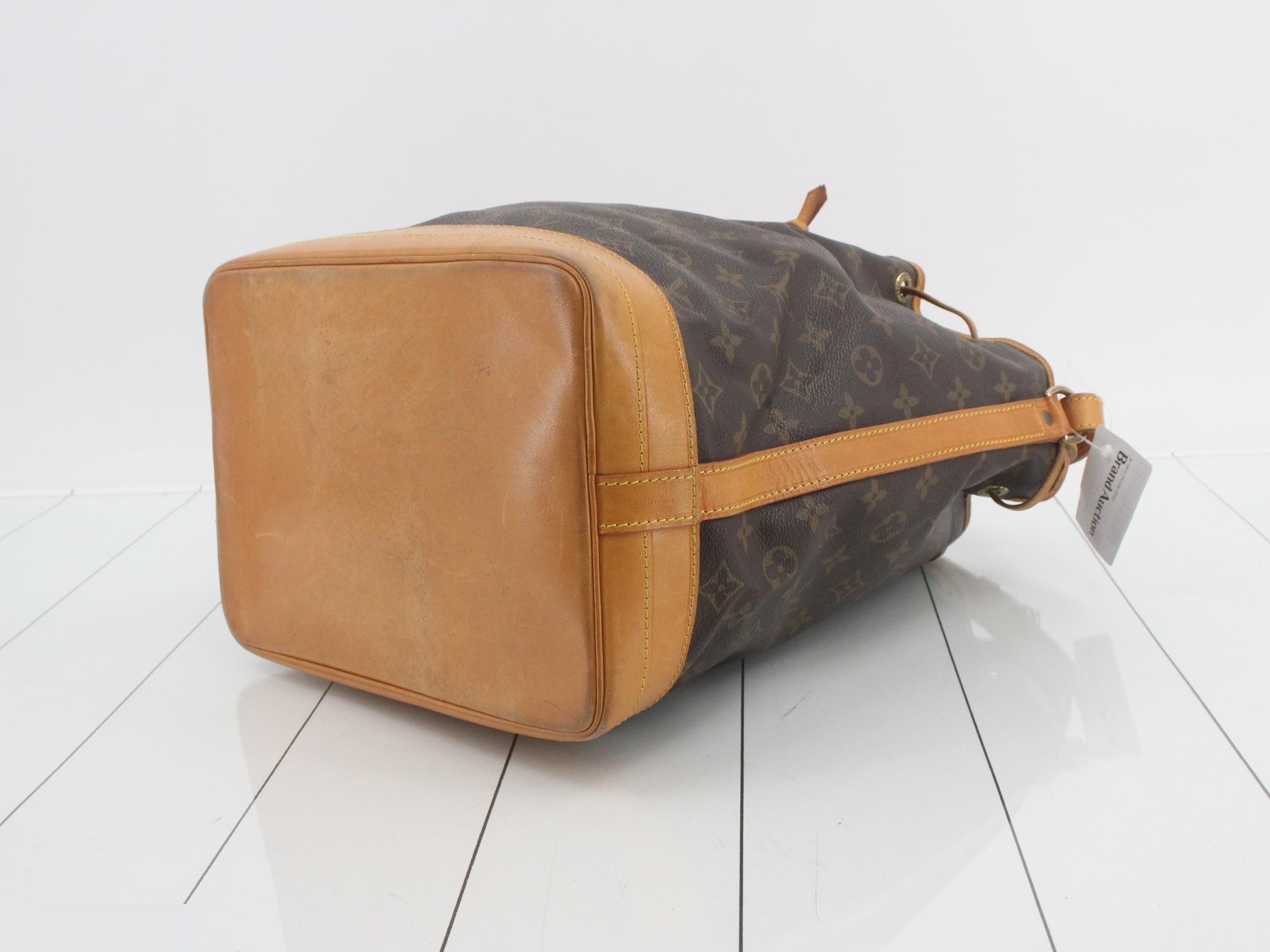 Noé Monogram Drawstring Shoulder Bag — view 6