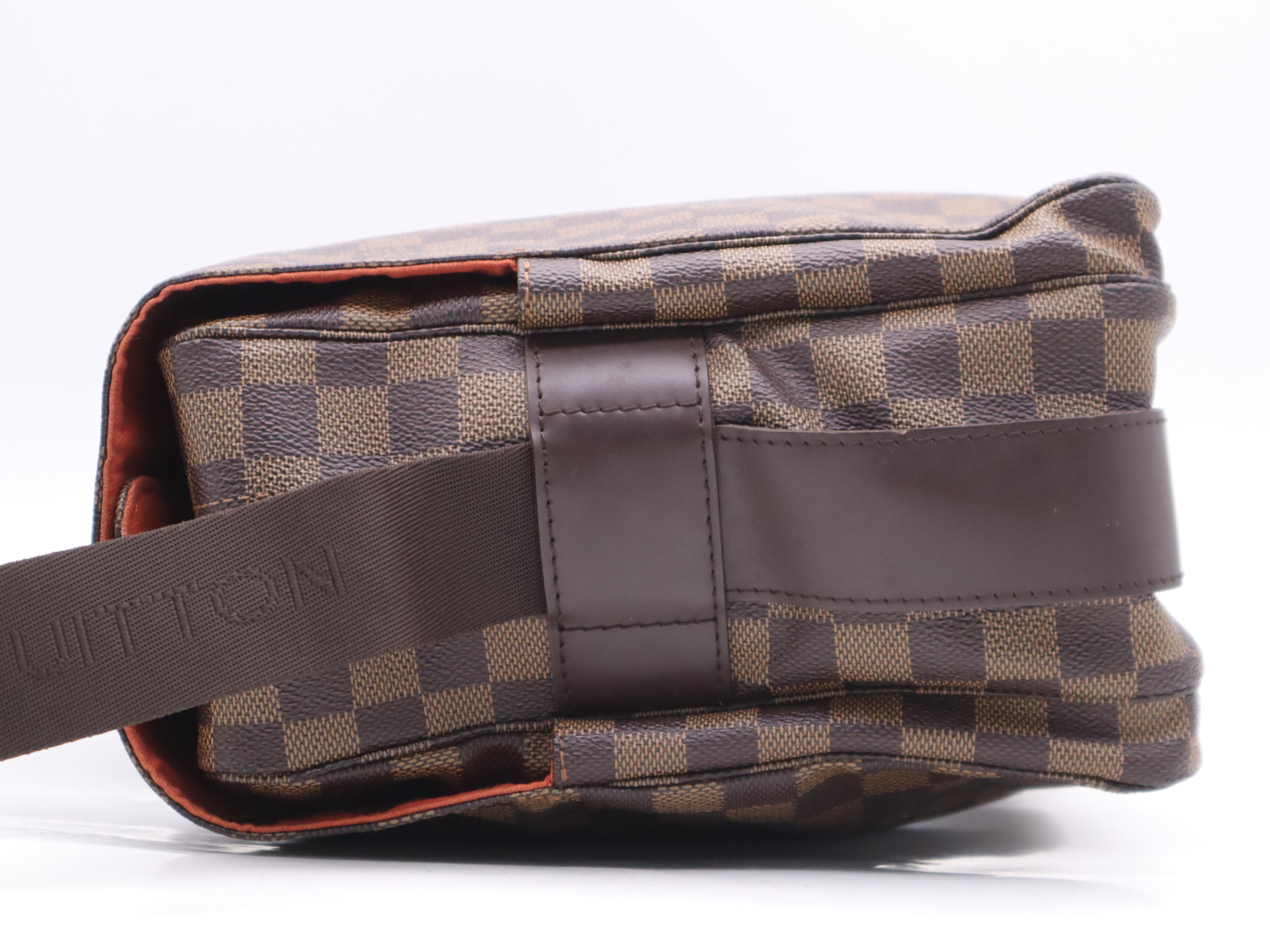N45255 Damier Naviglio Shoulder Bag — view 3