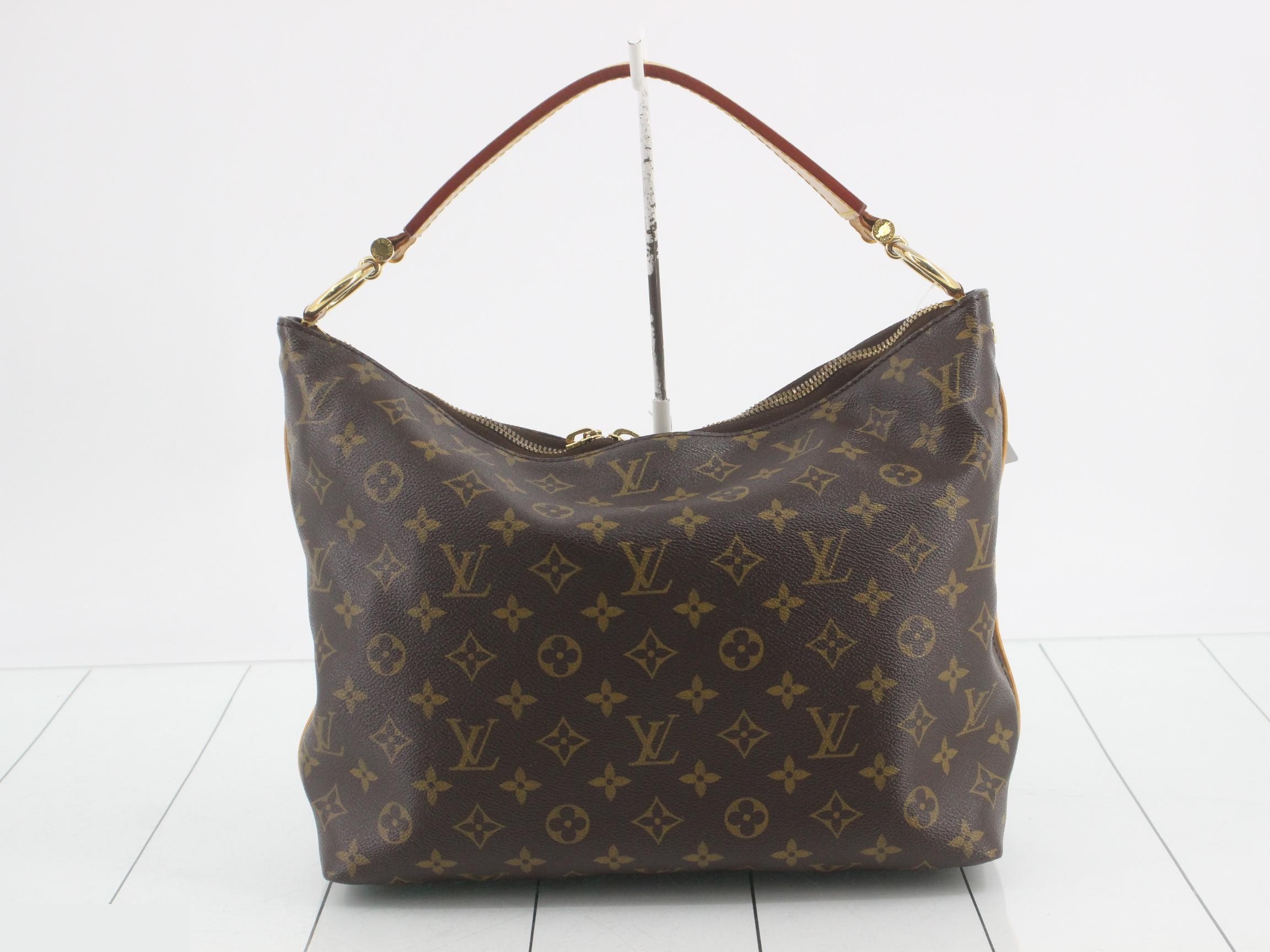 2014 Monogram Shuri PM — view 2