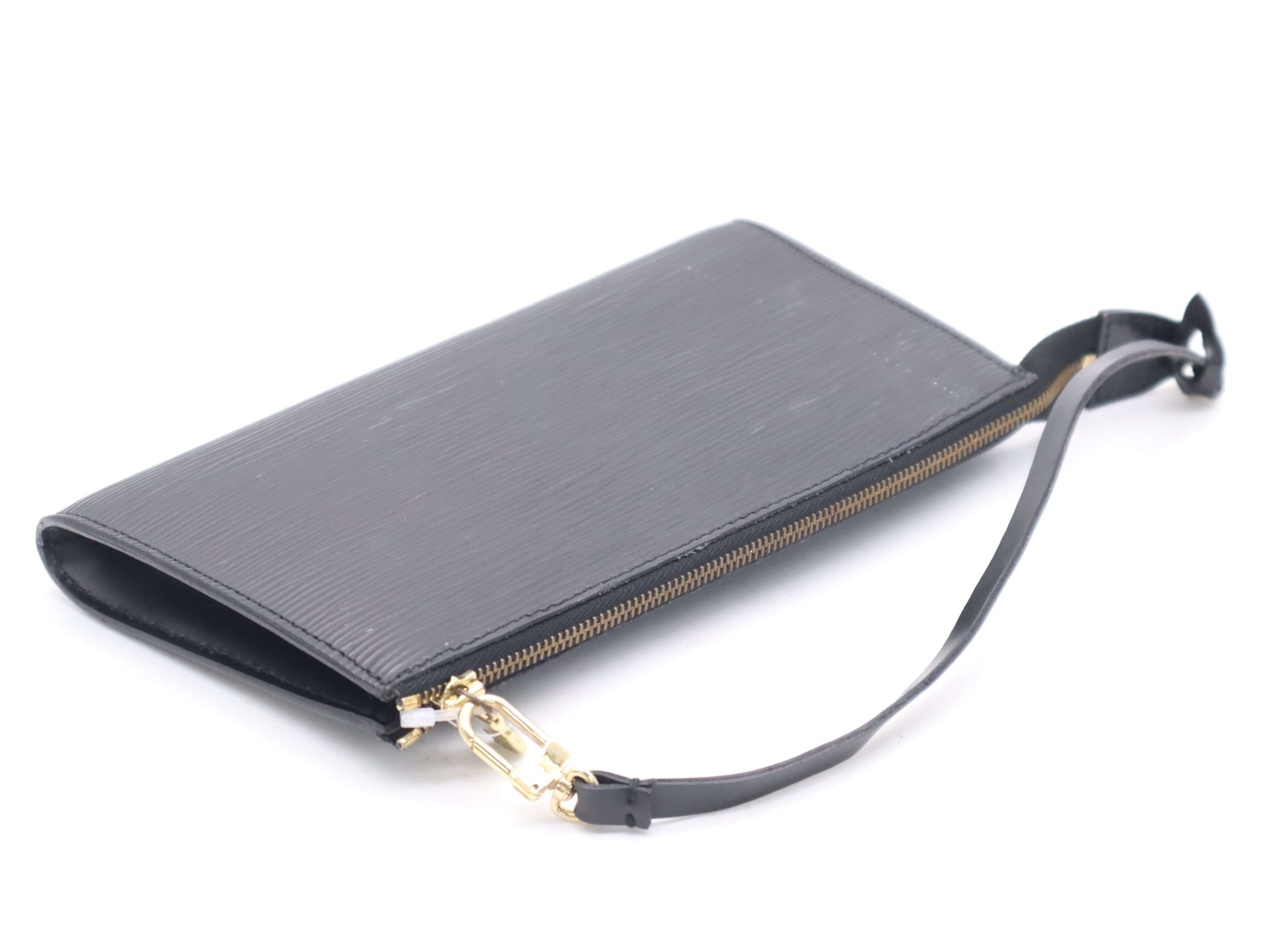 M52942 Epi Pochette Accessoires Noir Handbag — view 6