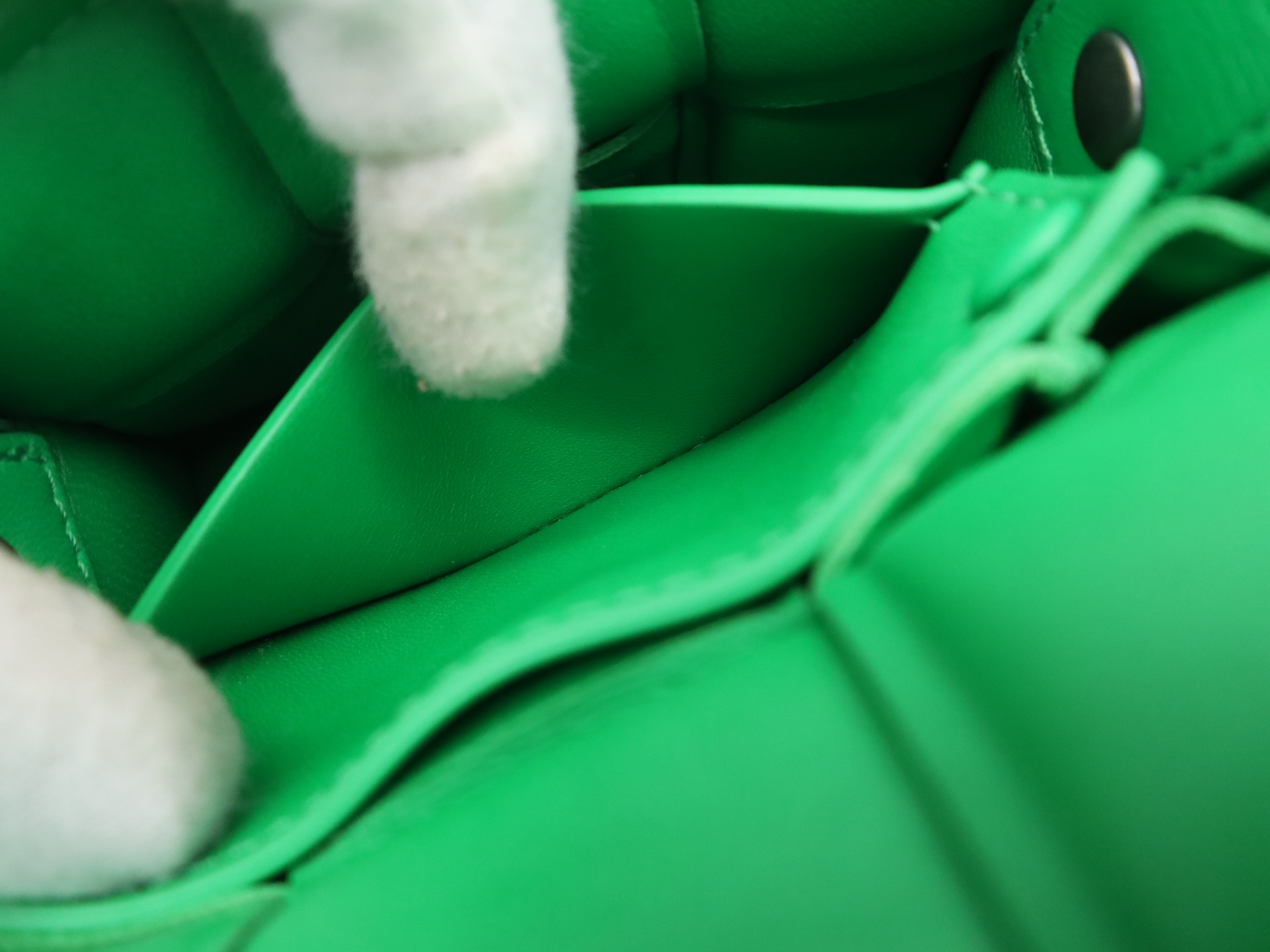 Leather Intrecciato Large Padded Cassette Shoulder Bag, Parakeet Green, with Dust Bag. — view 12