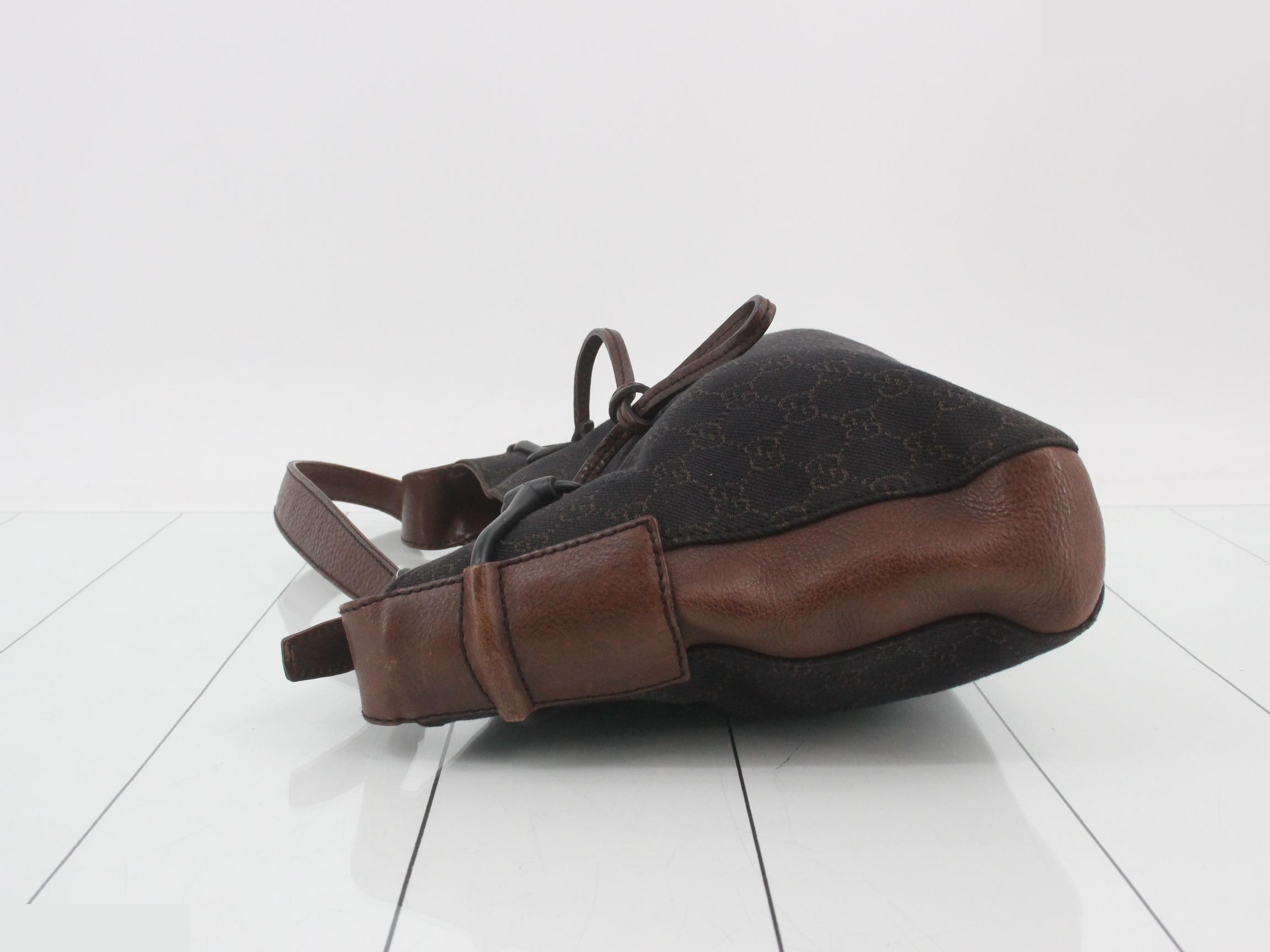 GG Canvas Horsebit Shoulder Bag — view 4