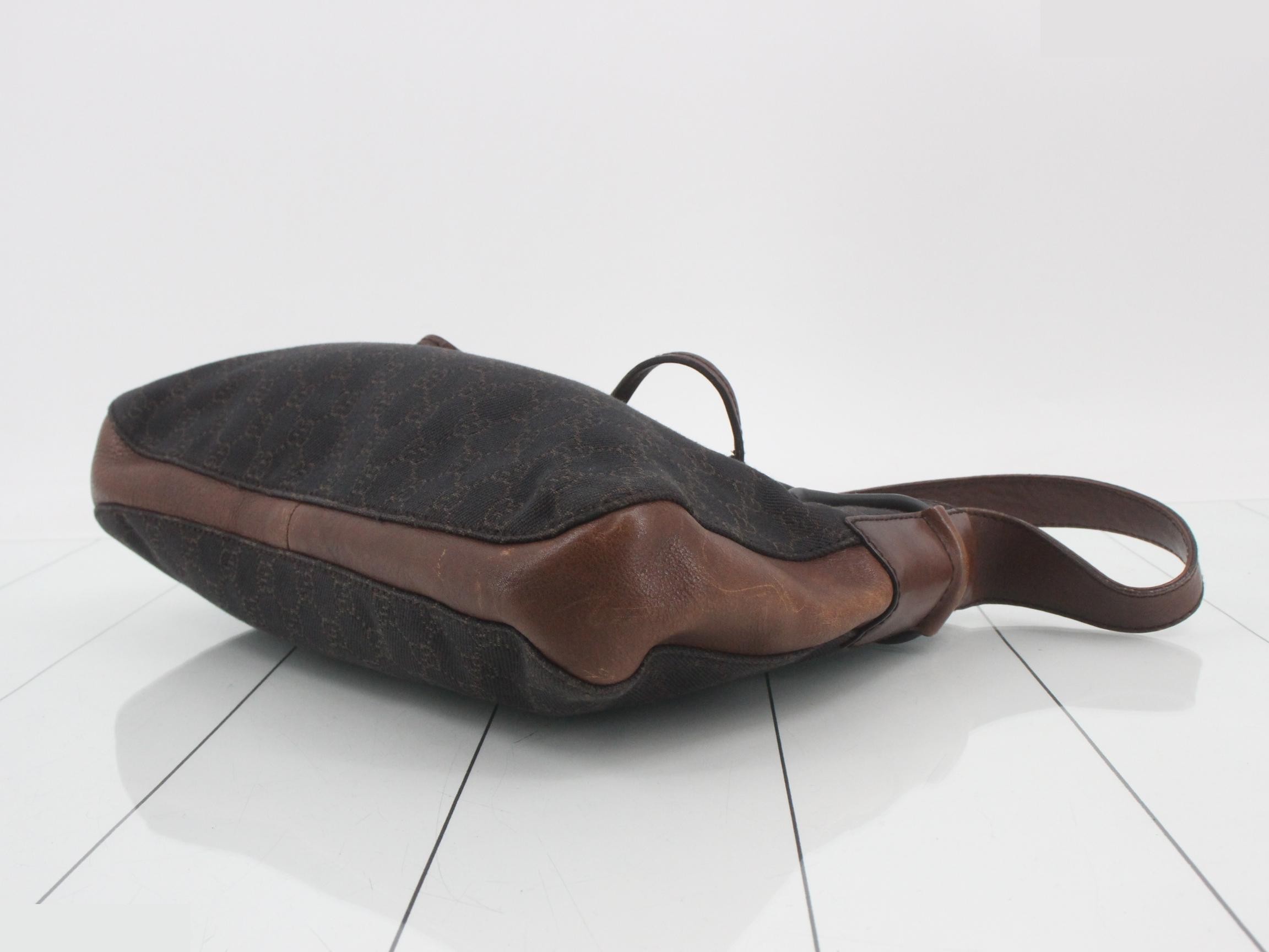 GG Canvas Horsebit Shoulder Bag — view 6