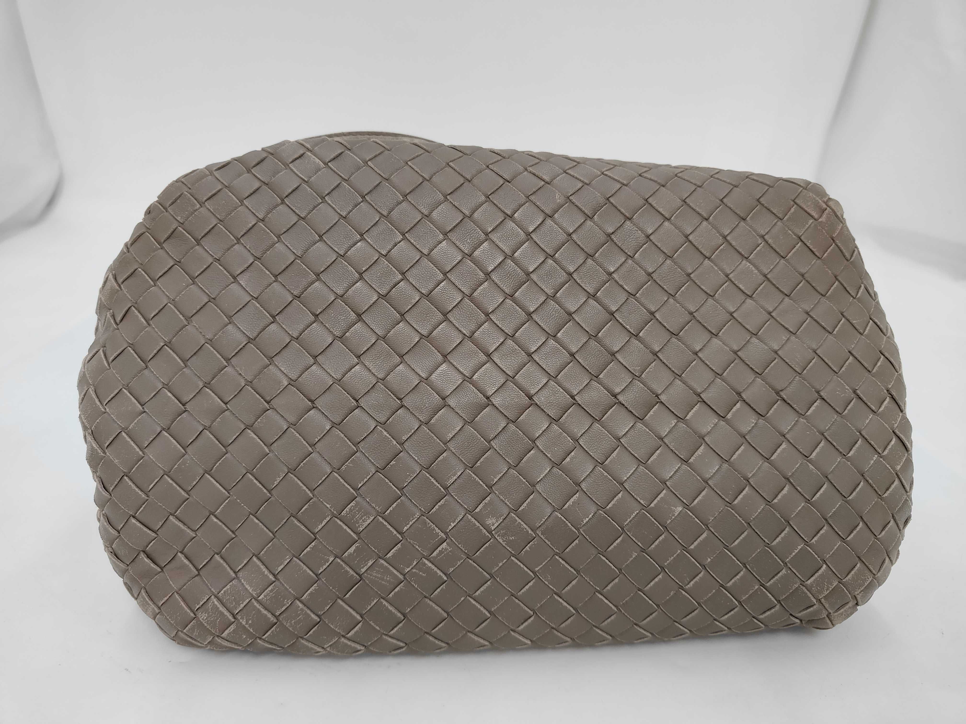 Intrecciato Handbag, Gray, with Mirror — view 3