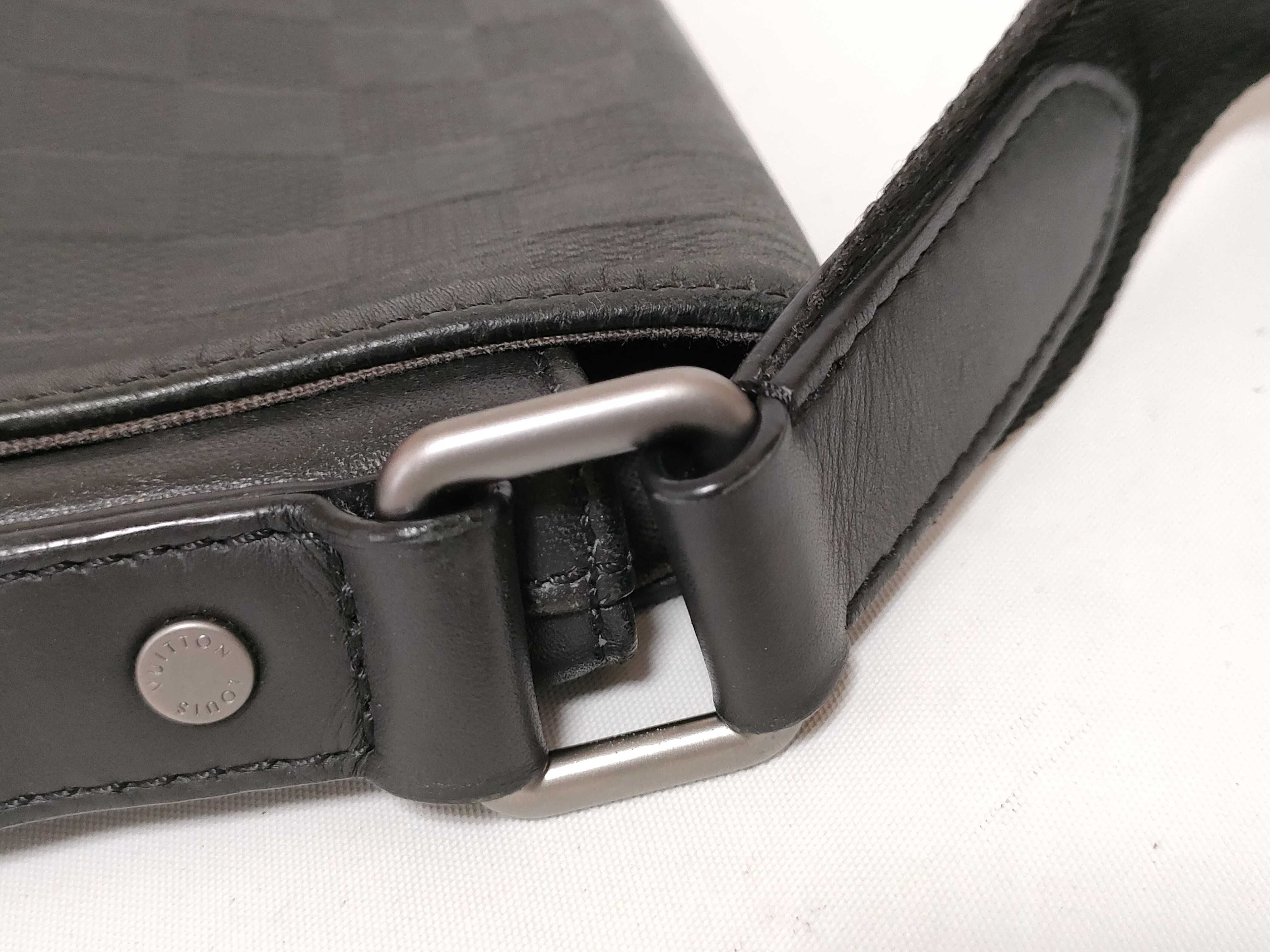 Damier Graphite Louis Vuitton District PM Damier Infini Shoulder Bag Black Shoulder Bag — view 5