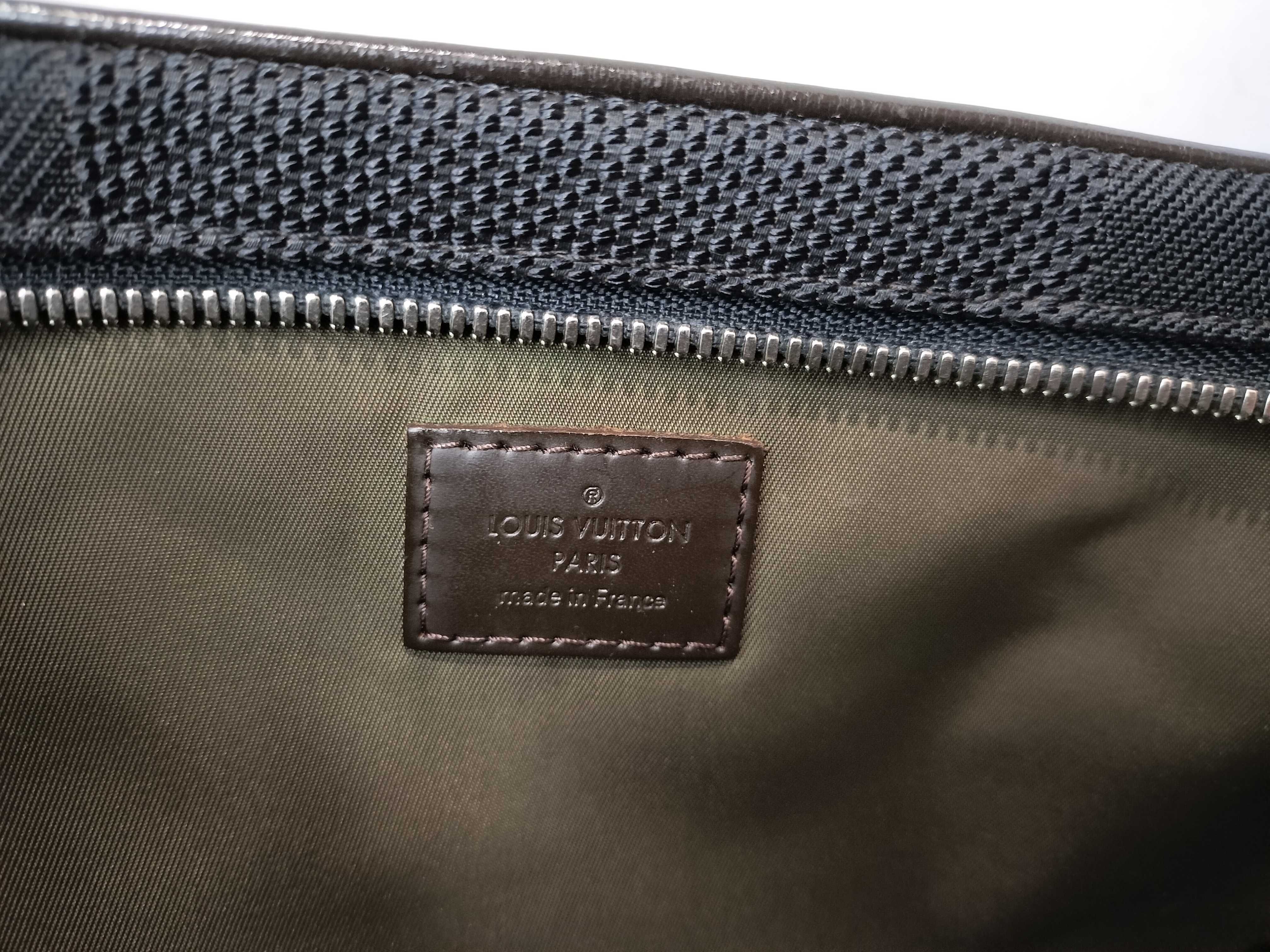Damier Vuitton Damier Geant Acrobat M93620 Shoulder Bag — view 11