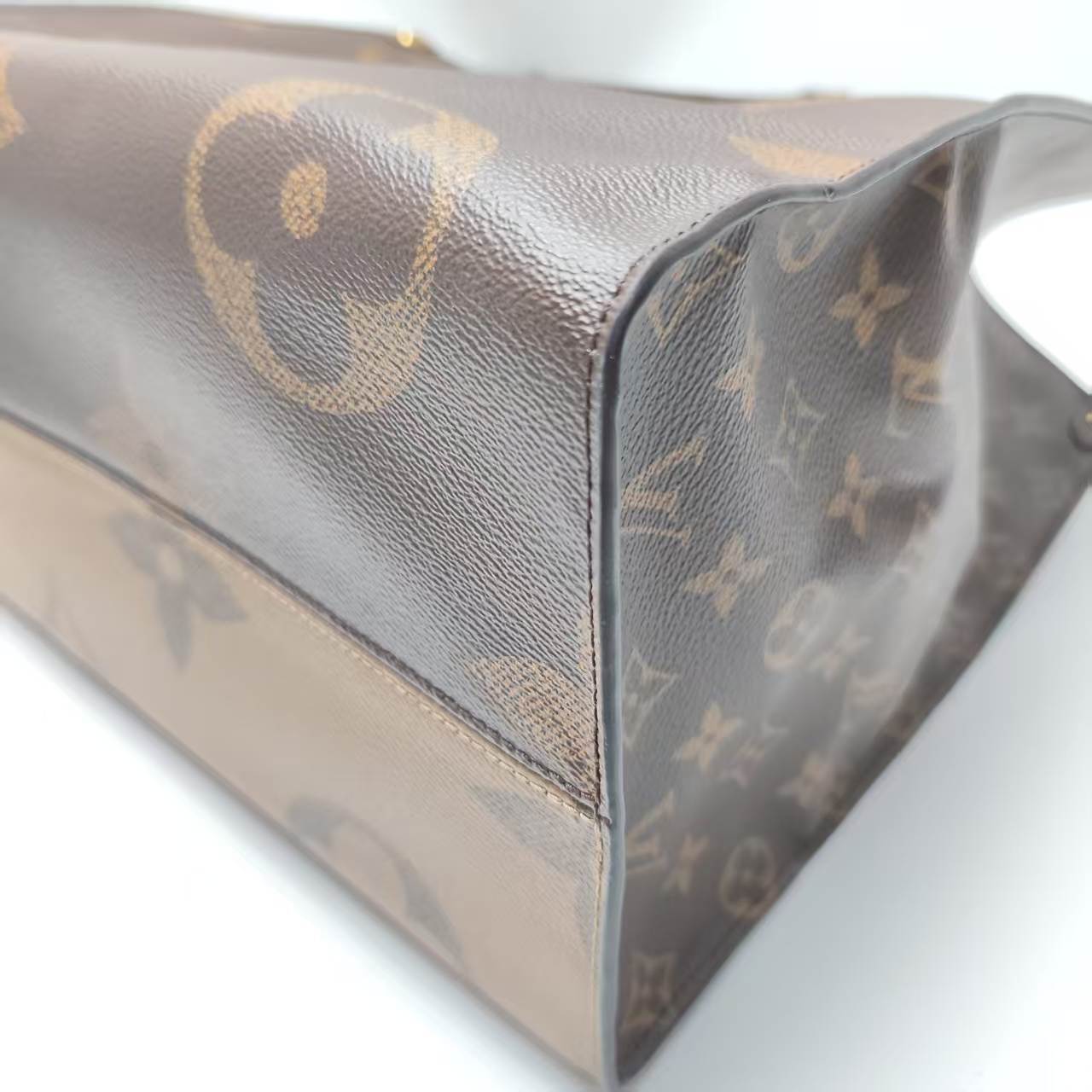 【*Shipped from: China*】LOUIS VUITTON OnTheGo PU Handbag — view 6