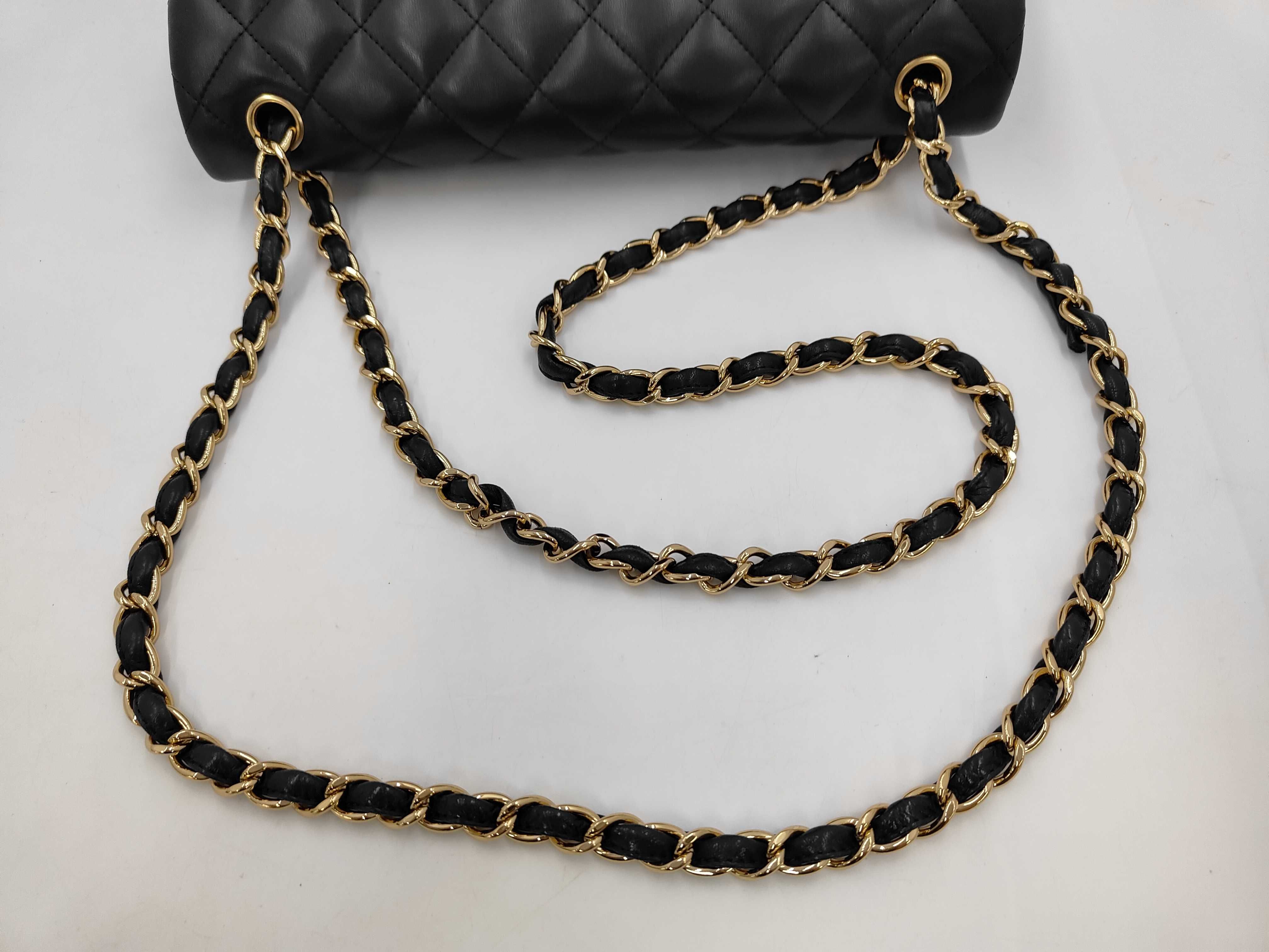 Double Flap CF Jumbo Chain Bag Shoulder Bag — view 5