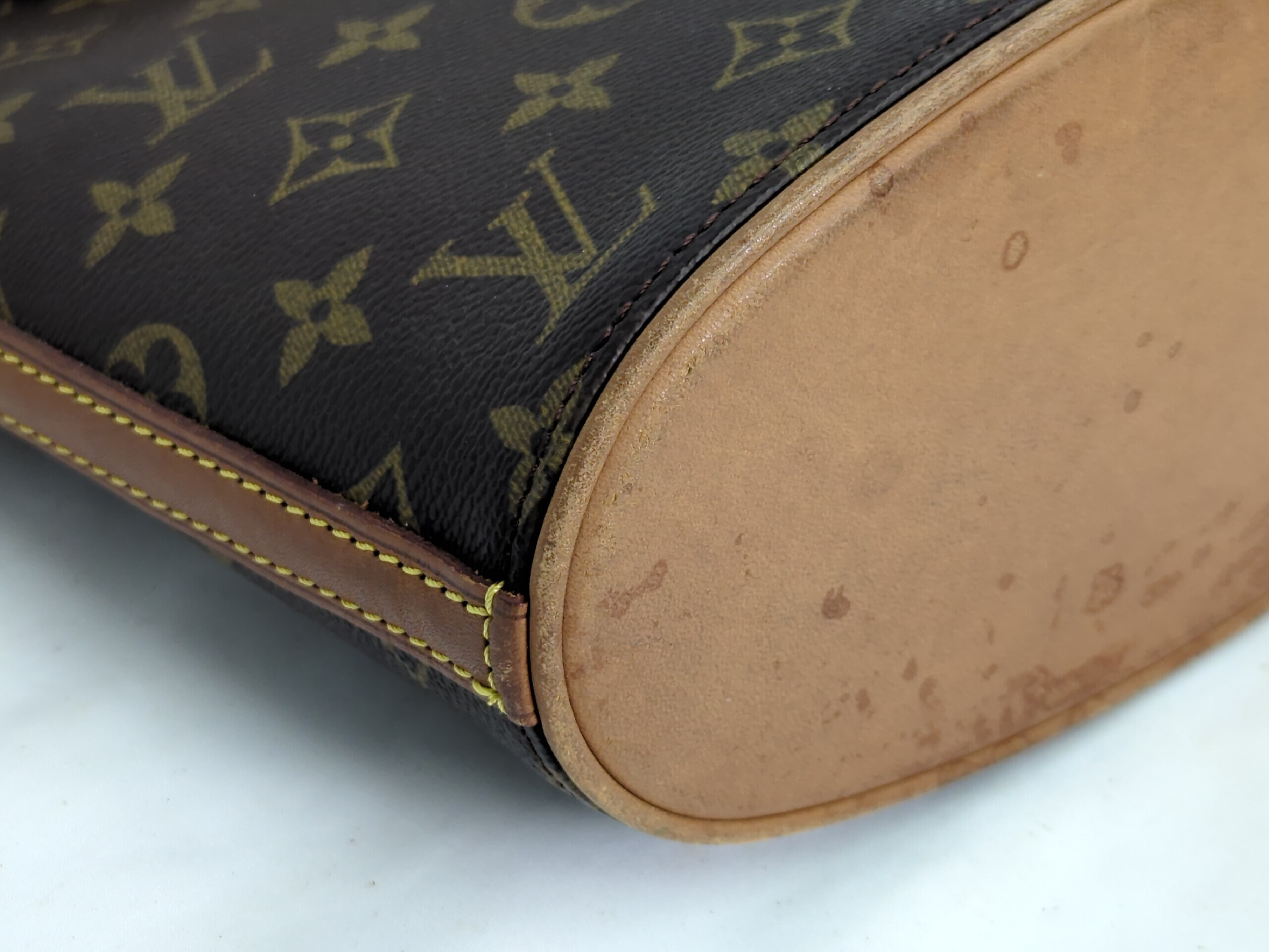 M51290 Monogram Druot Shoulder Bag — view 4