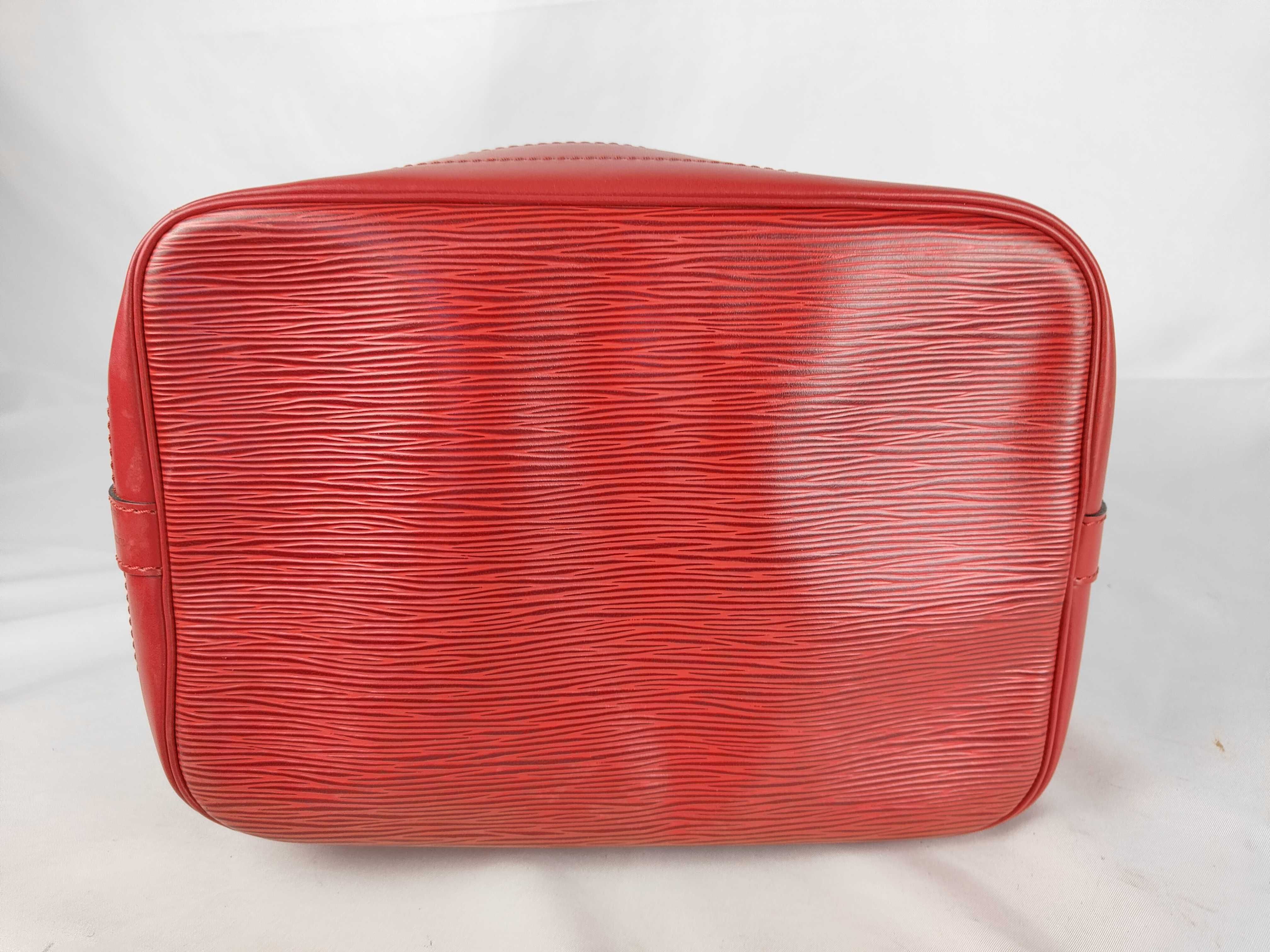 Epi Noe Red Tote Bag — view 7