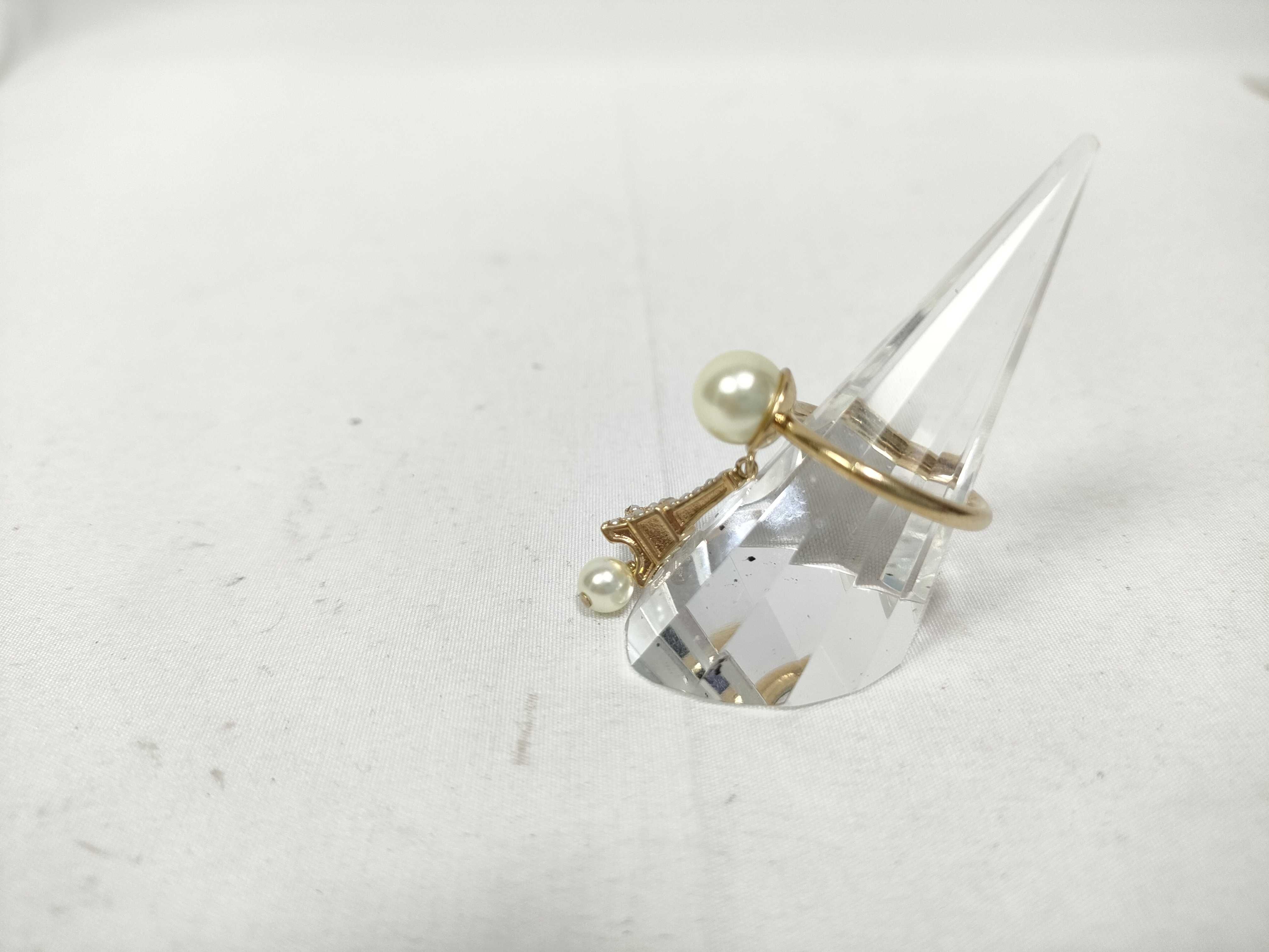Resin Pearl Eiffel Tower Ring — view 2