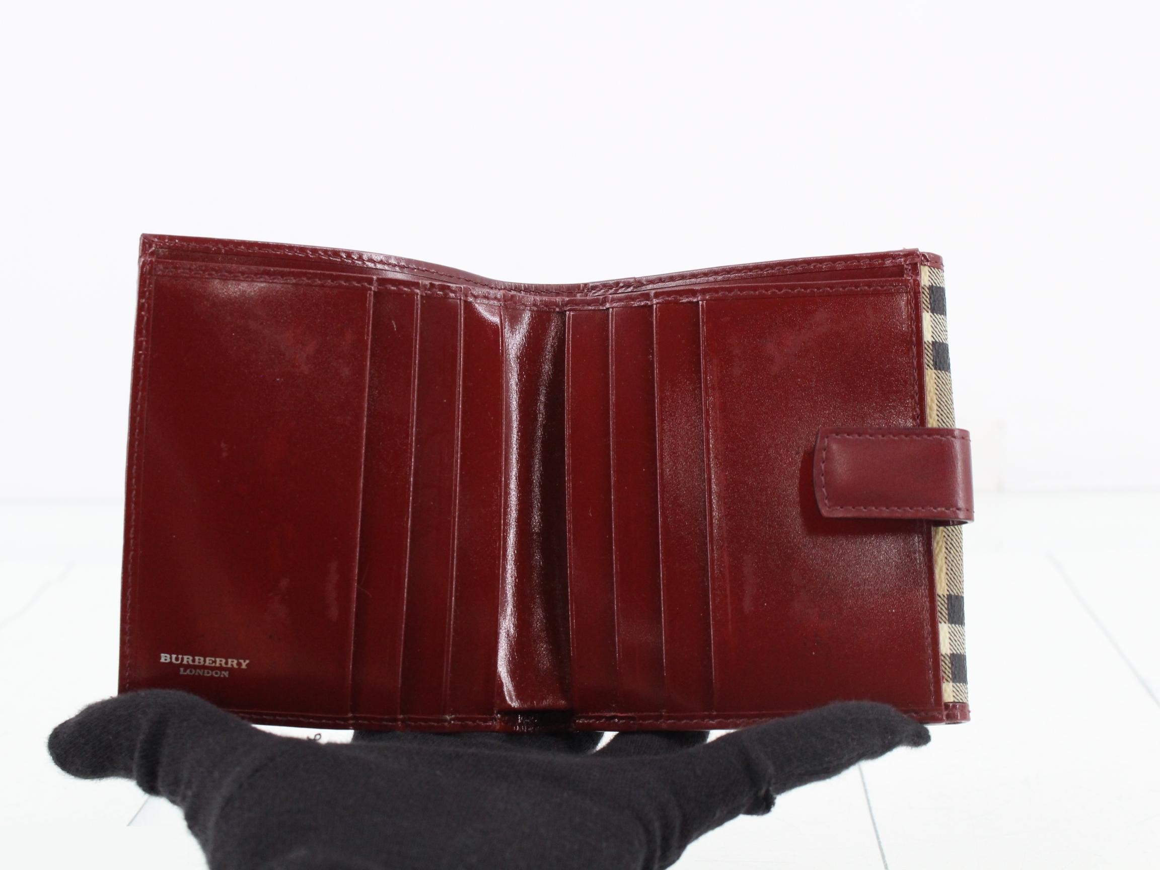 Nova Check Red Bi-fold Wallet with Double Snap Closure — view 4