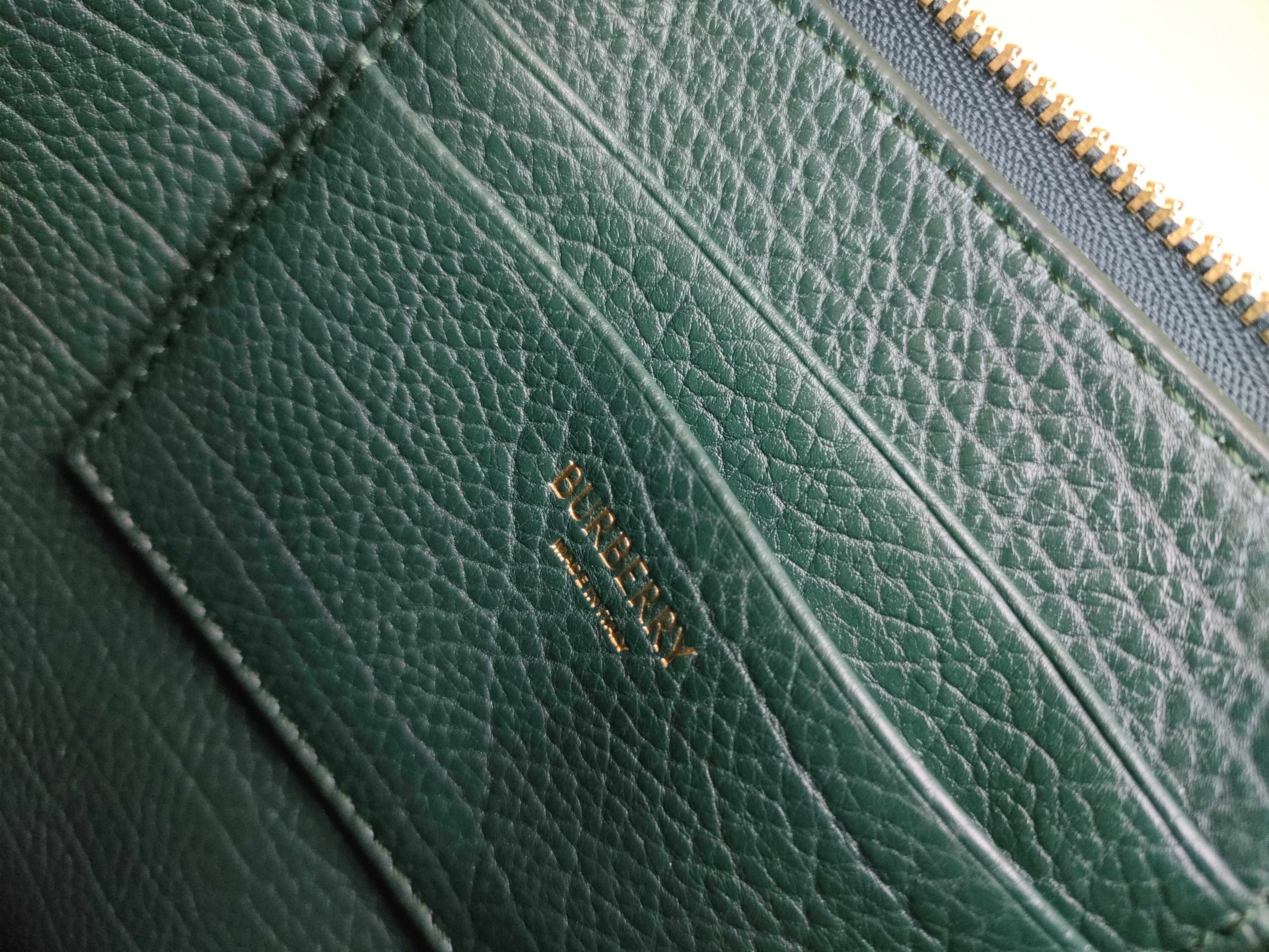 House Check Vine Leather Clutch Bag — view 8