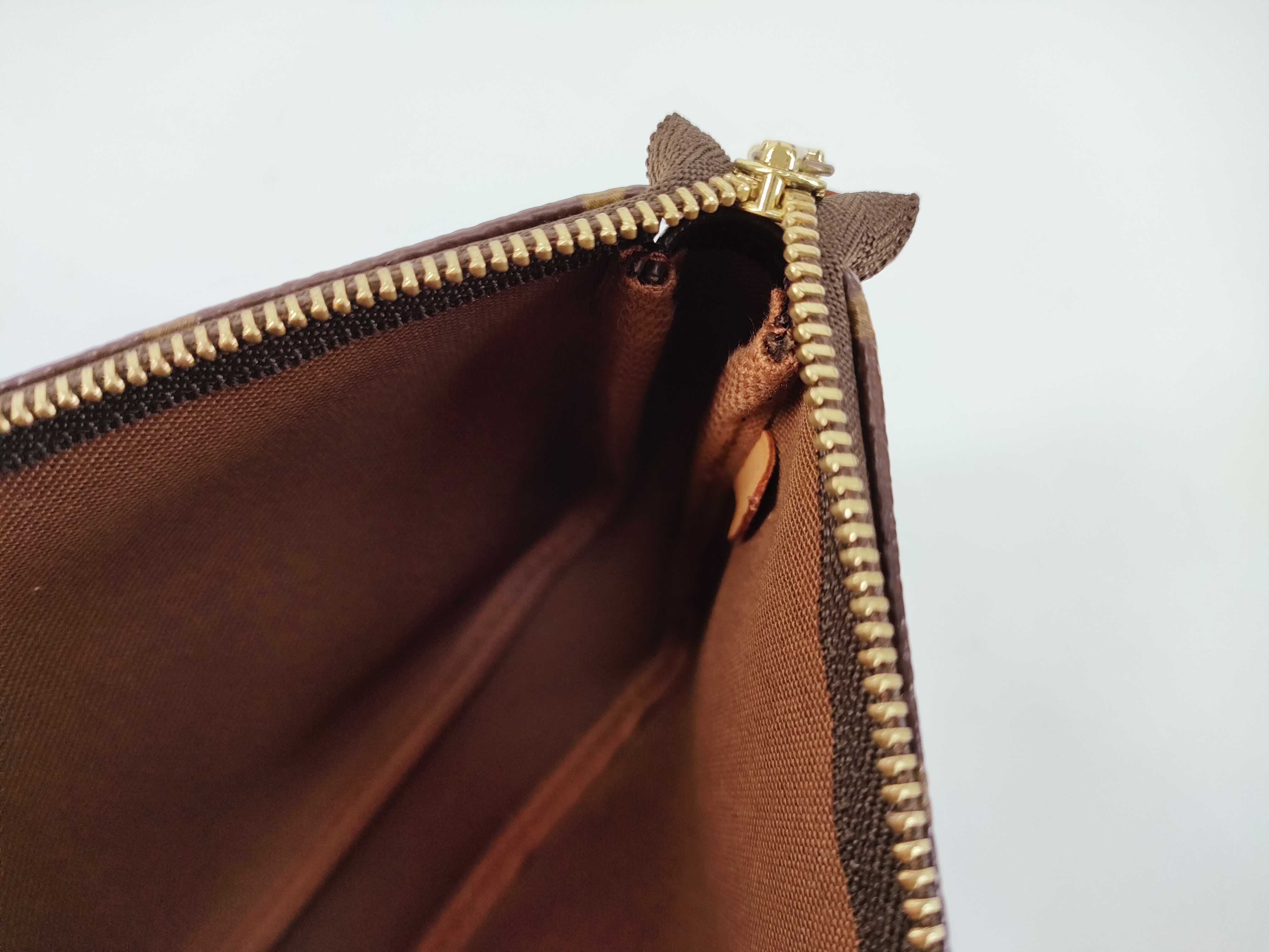 Monogram Accessoires Pouch — view 10