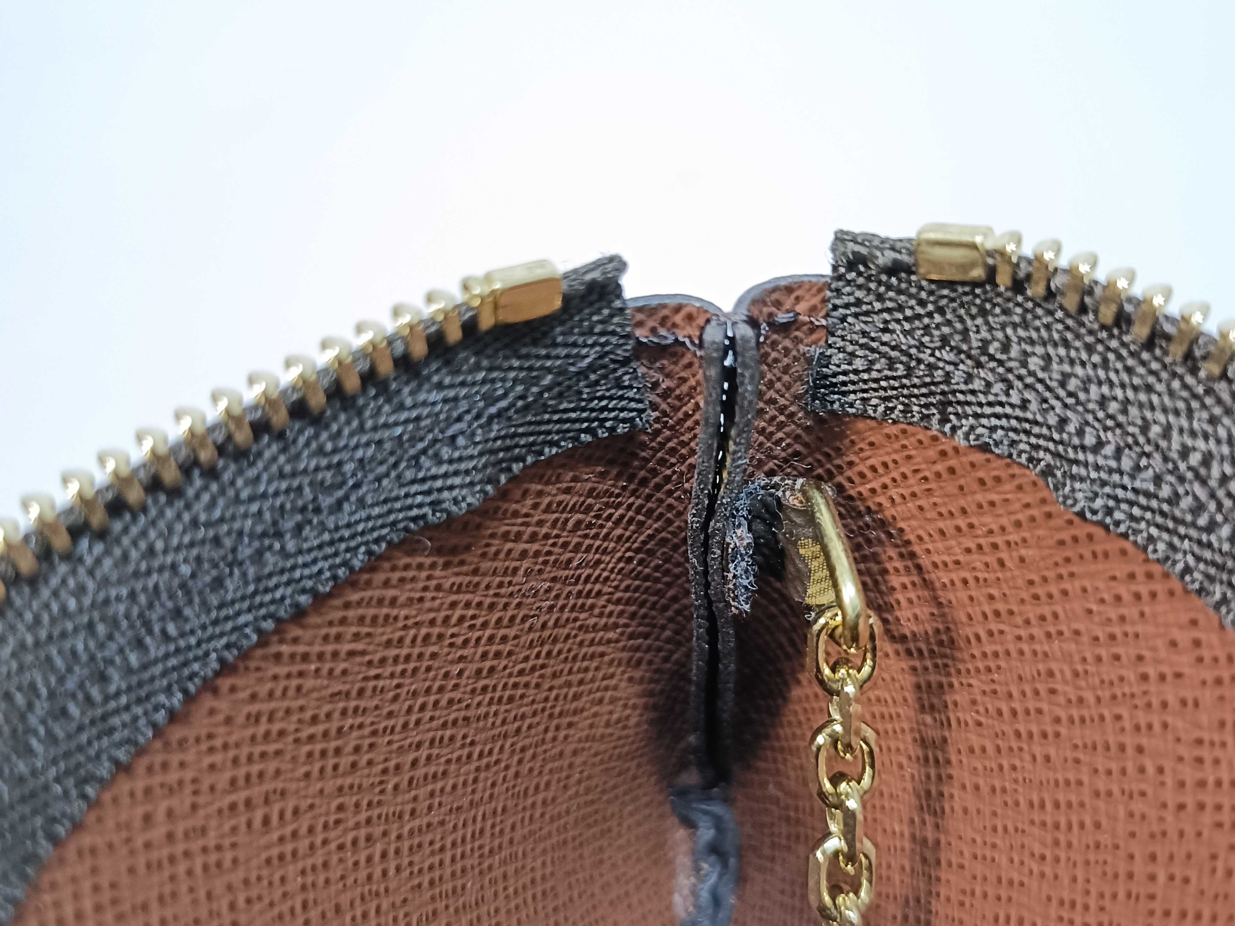 Monogram M62650 Pochette Clé Coin Case — view 9