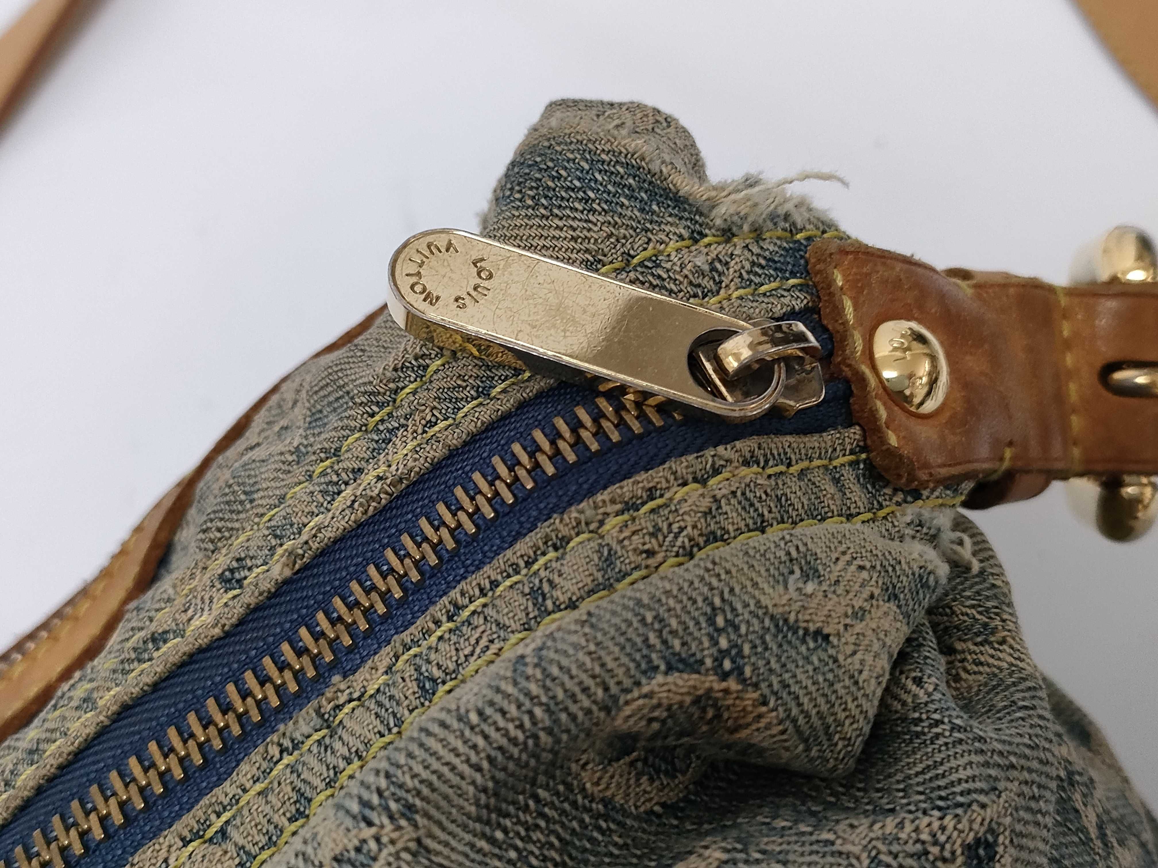 Monogram Denim LV Monogram Denim Baggy PM M95049 Bag Strap Handbag — view 7