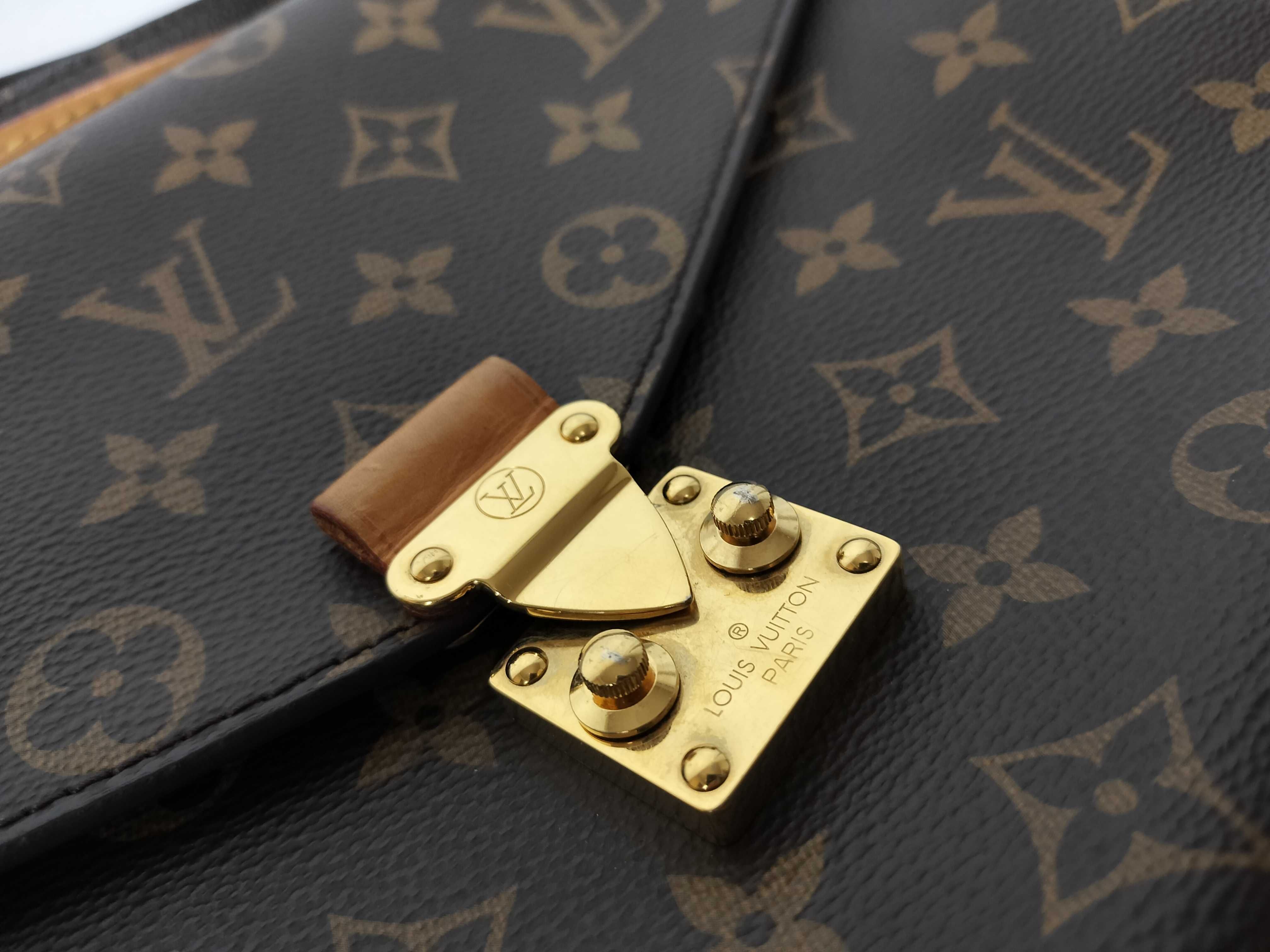 Monogram Pochette Metis Brown Gold Monogram PL0148 Handbag — view 9