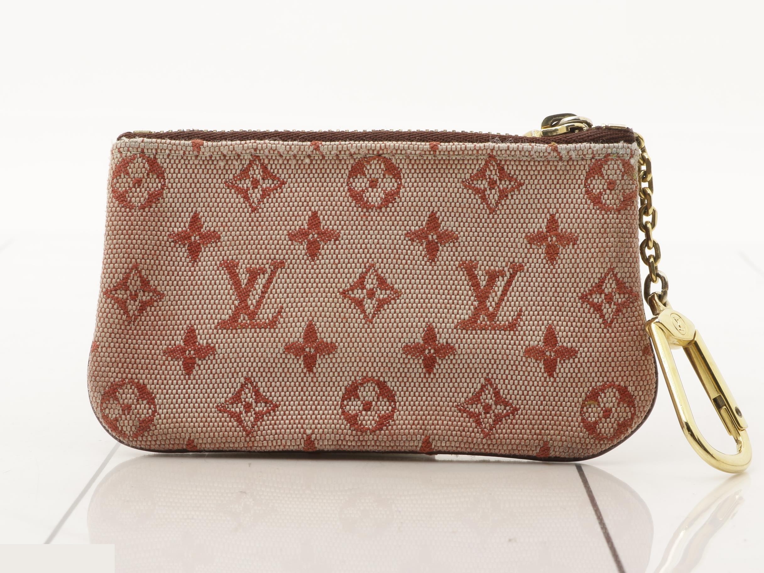 M92238 Monogram Mini Pochette Clé — view 2