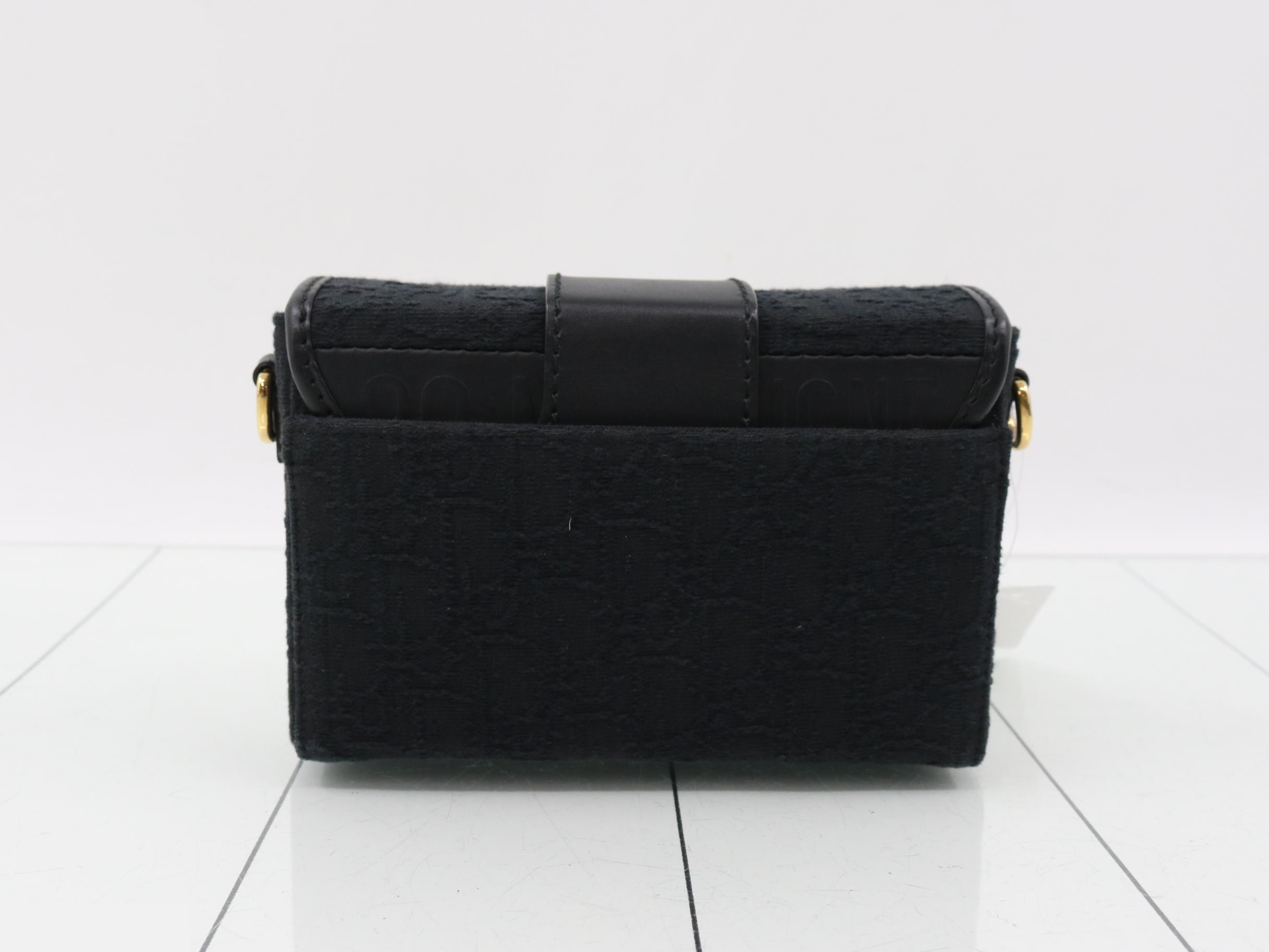 30 Montaigne Box Bag — view 2