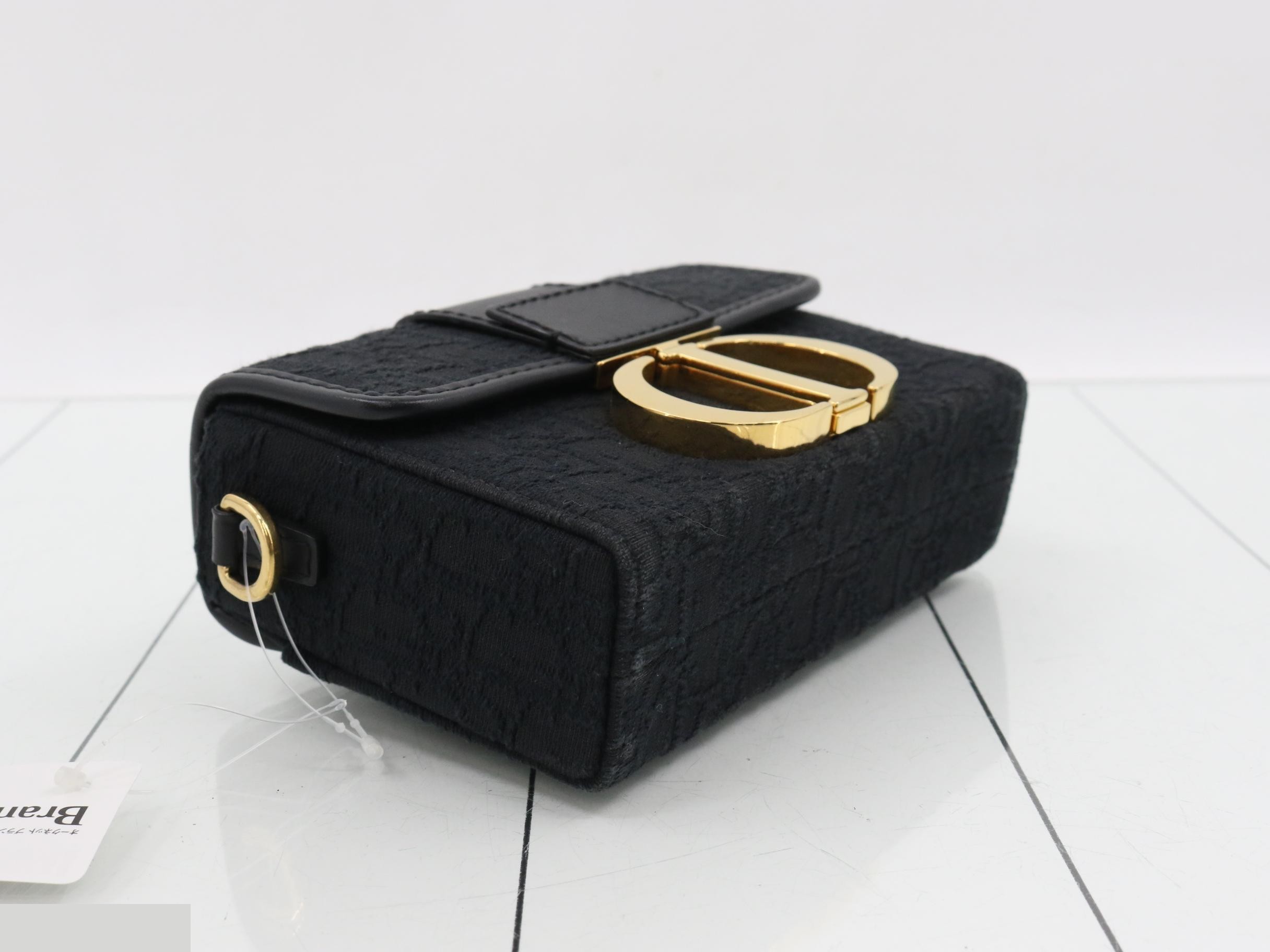 30 Montaigne Box Bag — view 5