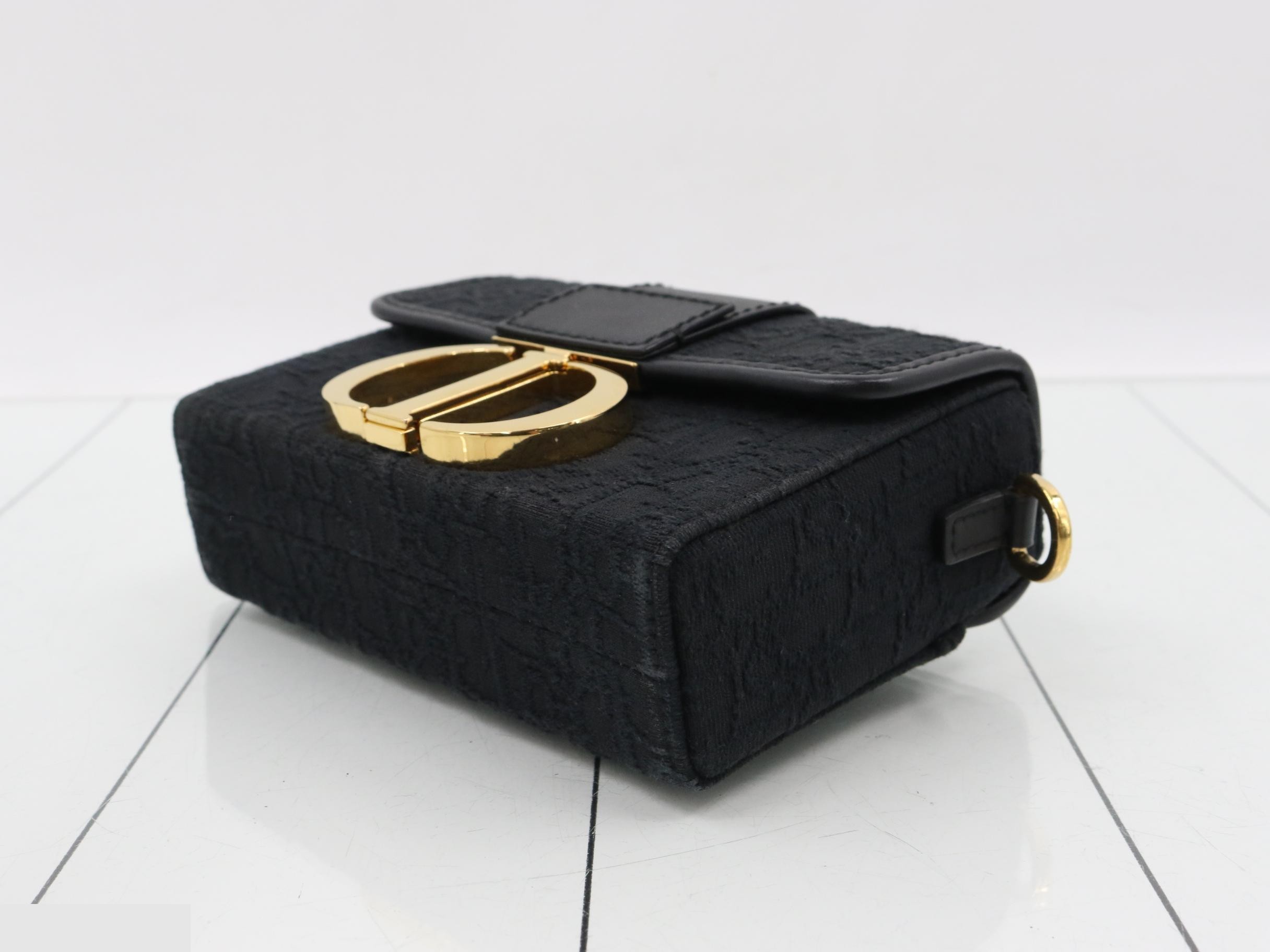 30 Montaigne Box Bag — view 6