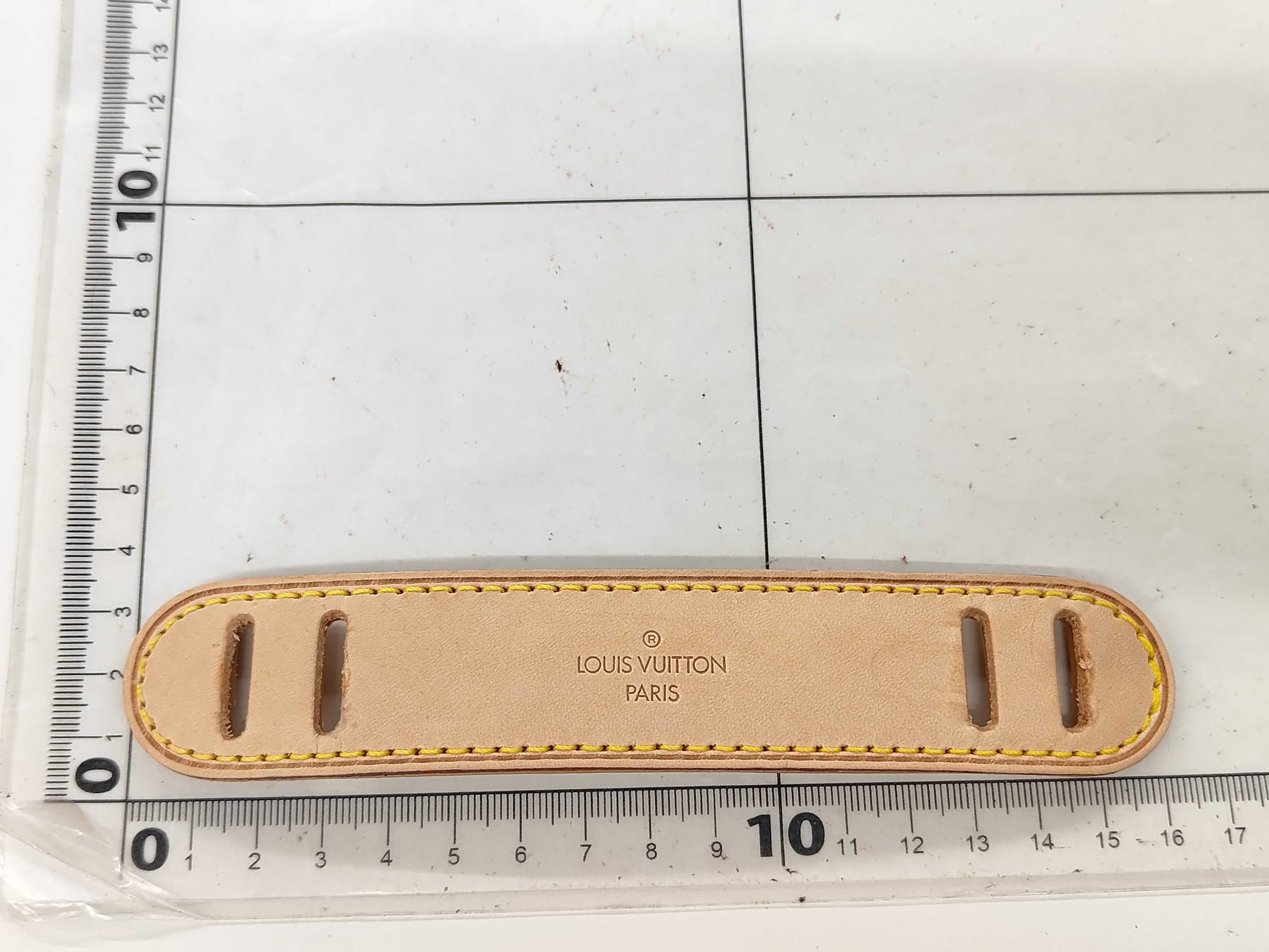 LV Shoulder Bag and Other Accessories — view 6