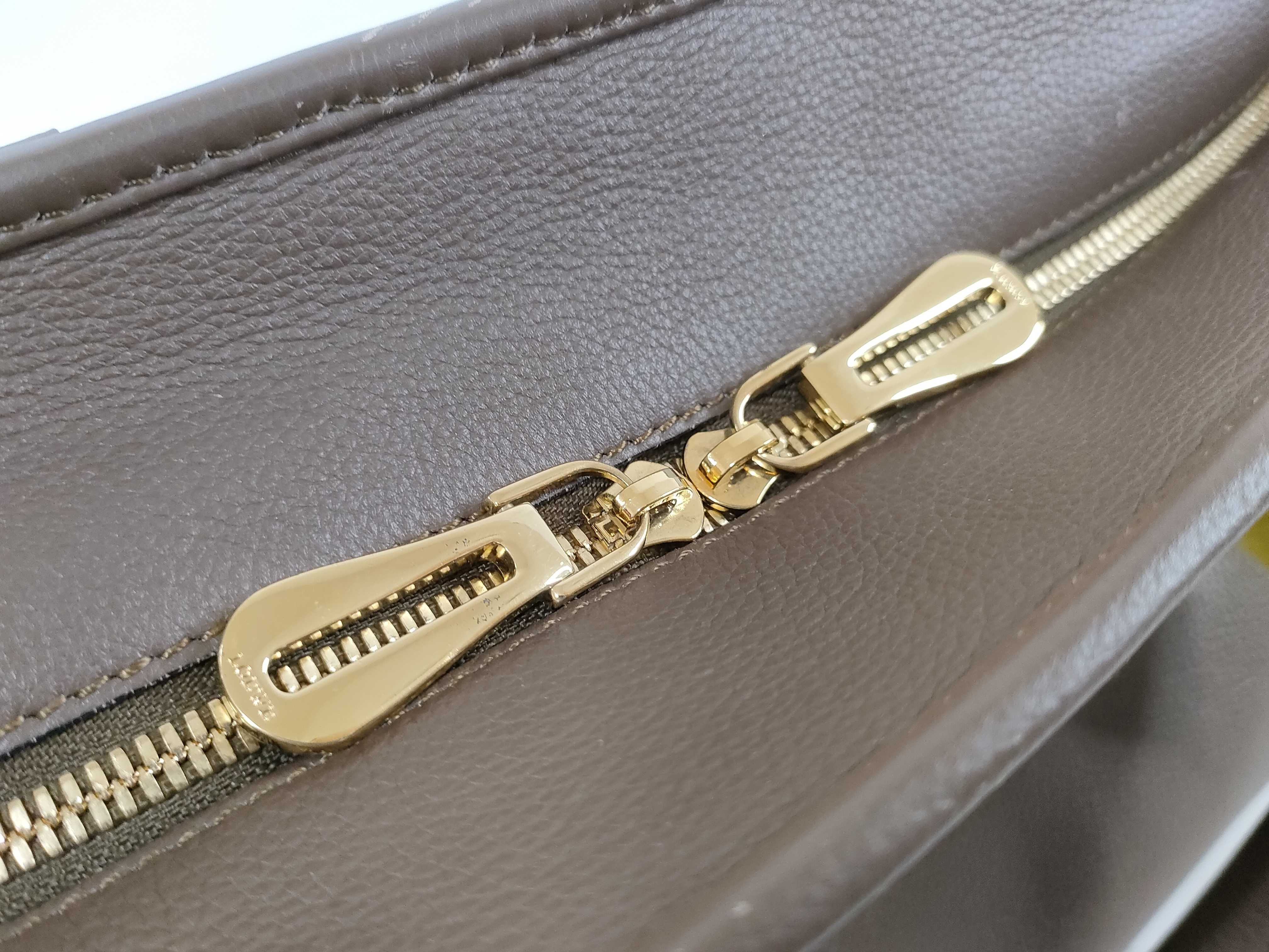 Leather Amazona 36 Handbag — view 8