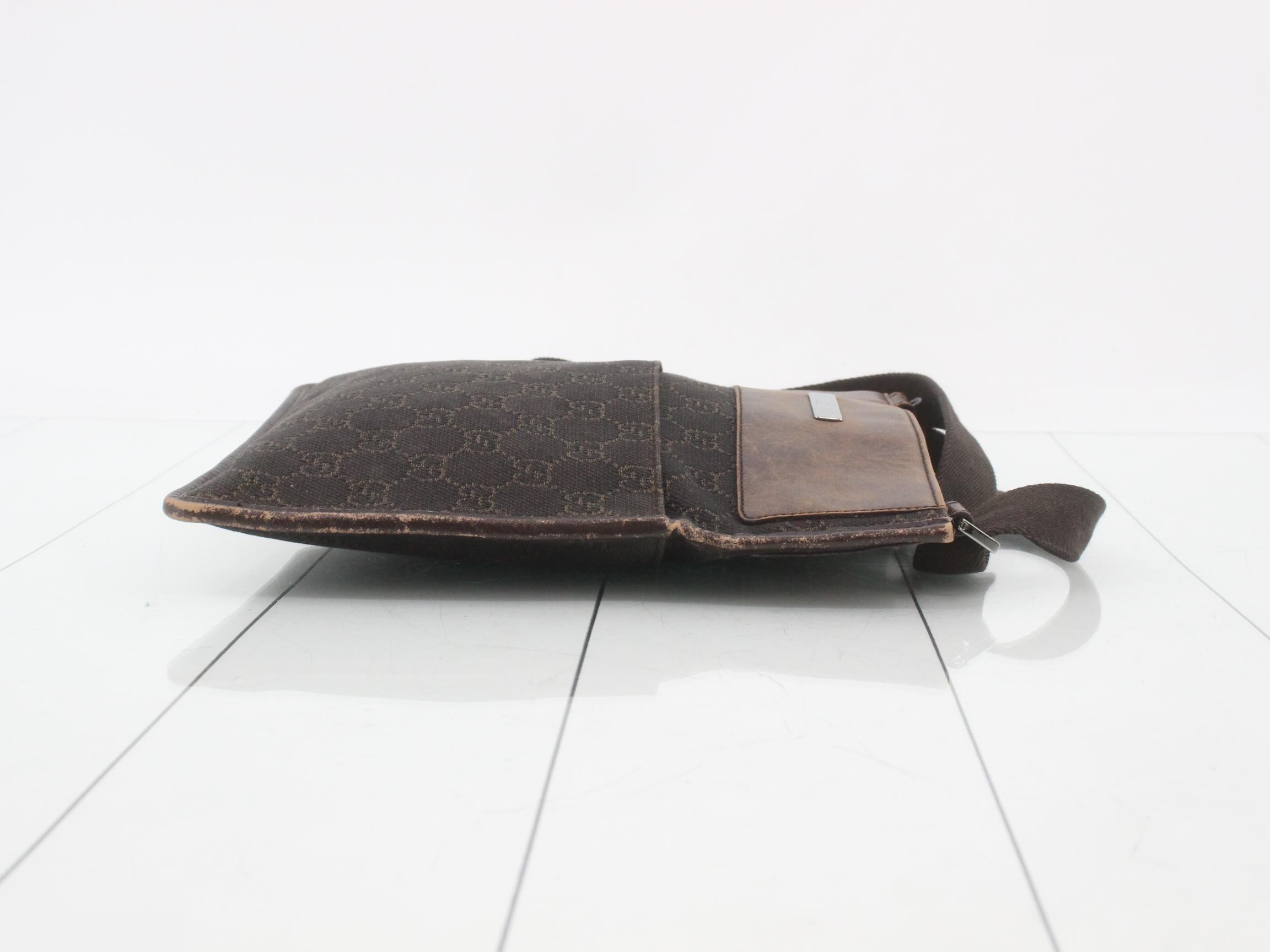 GG Canvas (Bag) - Shoulder Bag — view 3