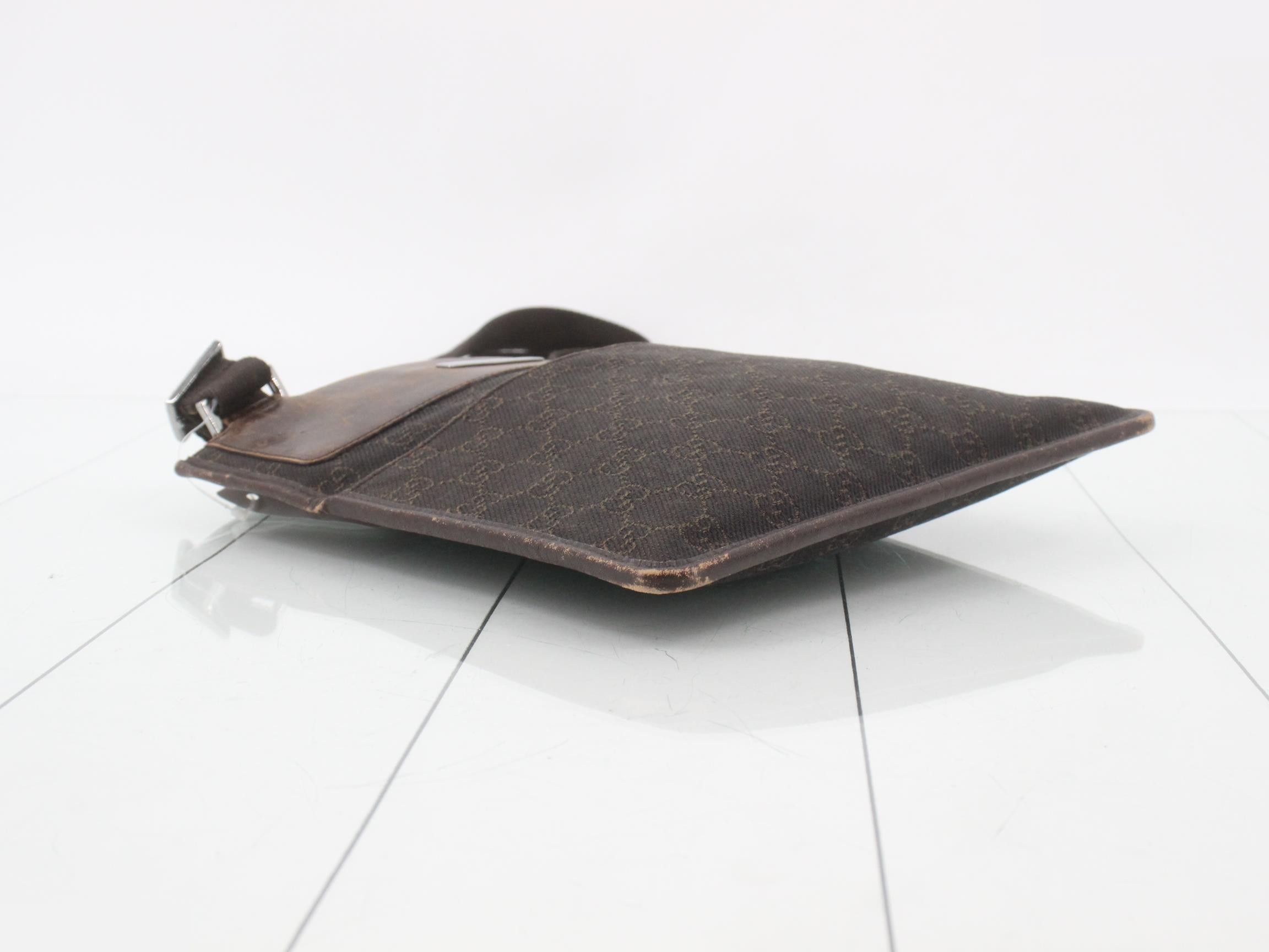 GG Canvas (Bag) - Shoulder Bag — view 5