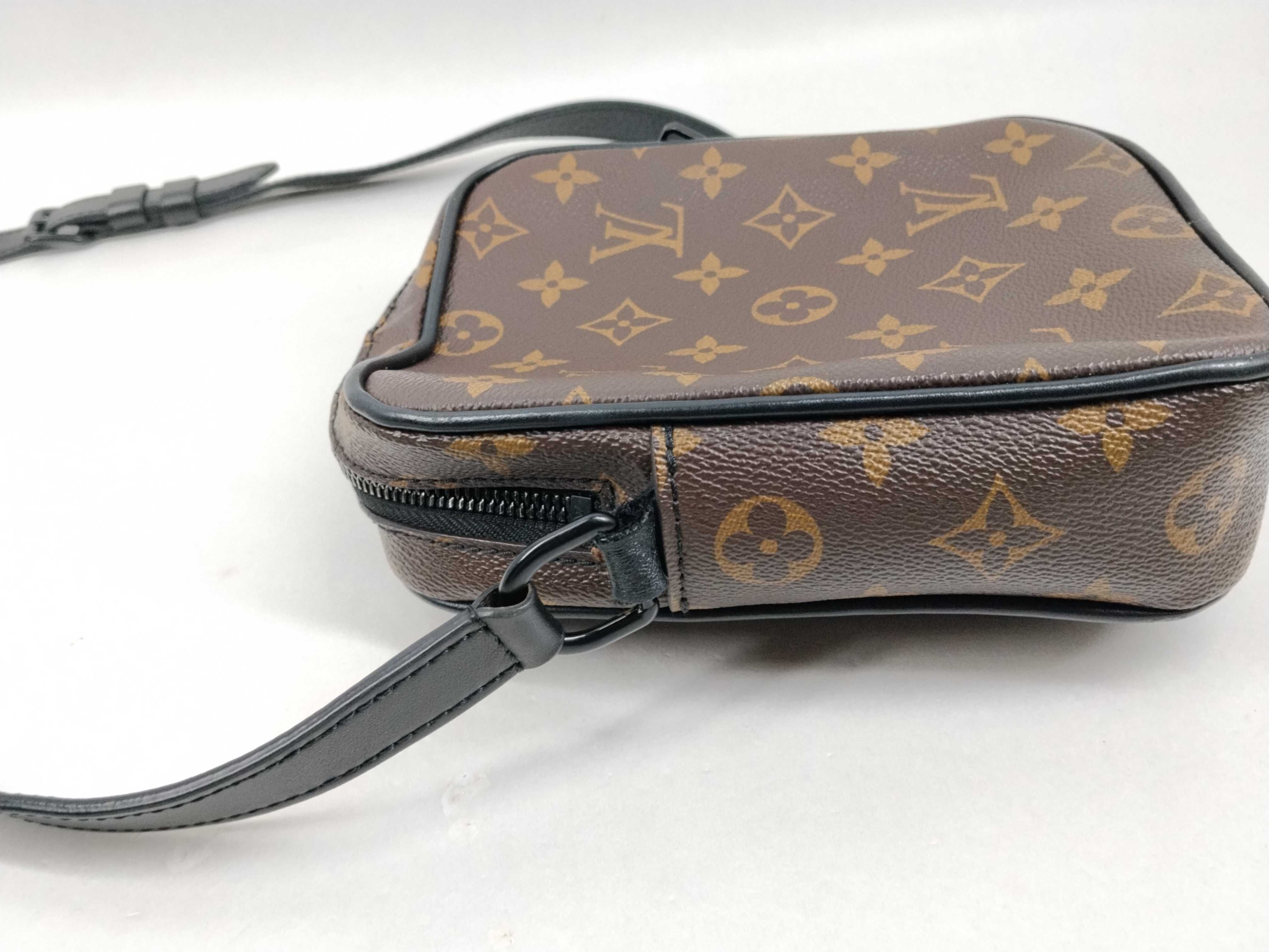 Monogram Macassar Louis Vuitton Macassar Christopher Wearable Wallet Shoulder Bag M69404 Shoulder Bag — view 5