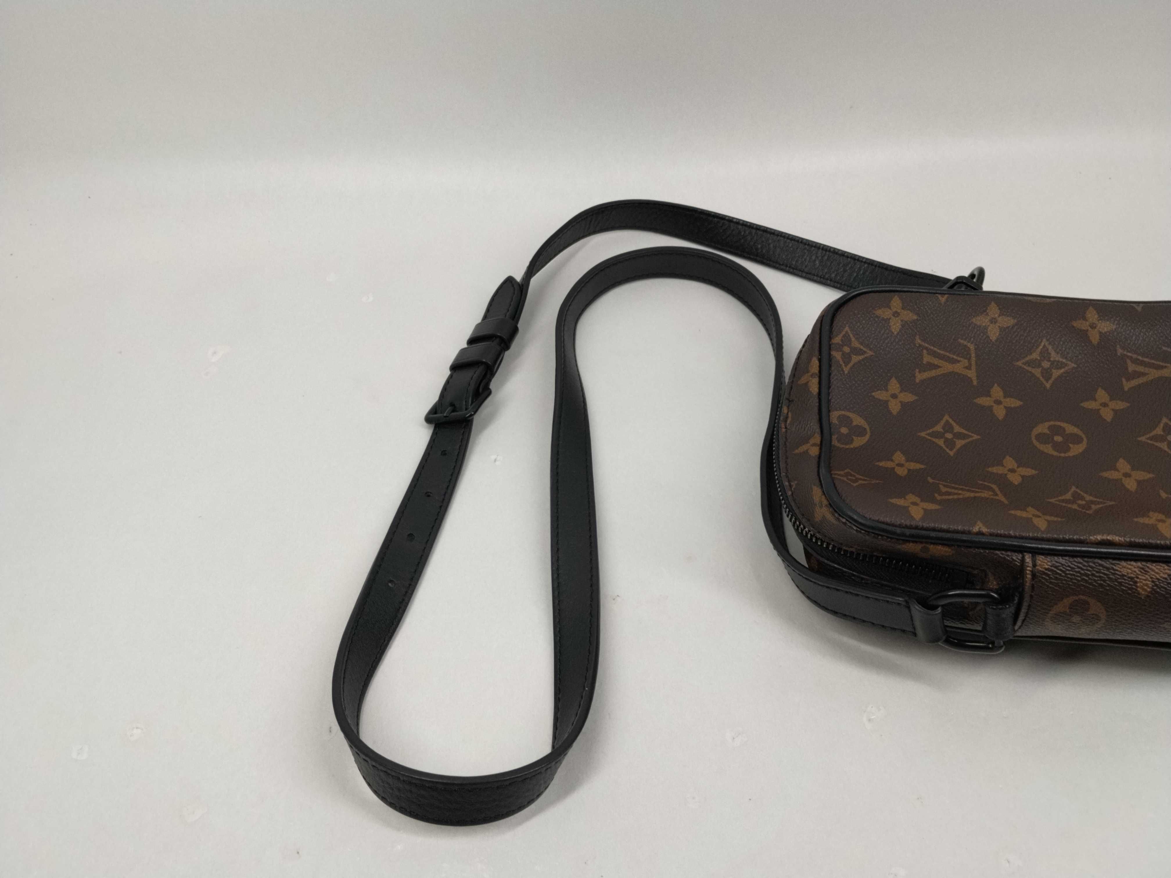 Monogram Macassar Louis Vuitton Macassar Christopher Wearable Wallet Shoulder Bag M69404 Shoulder Bag — view 6