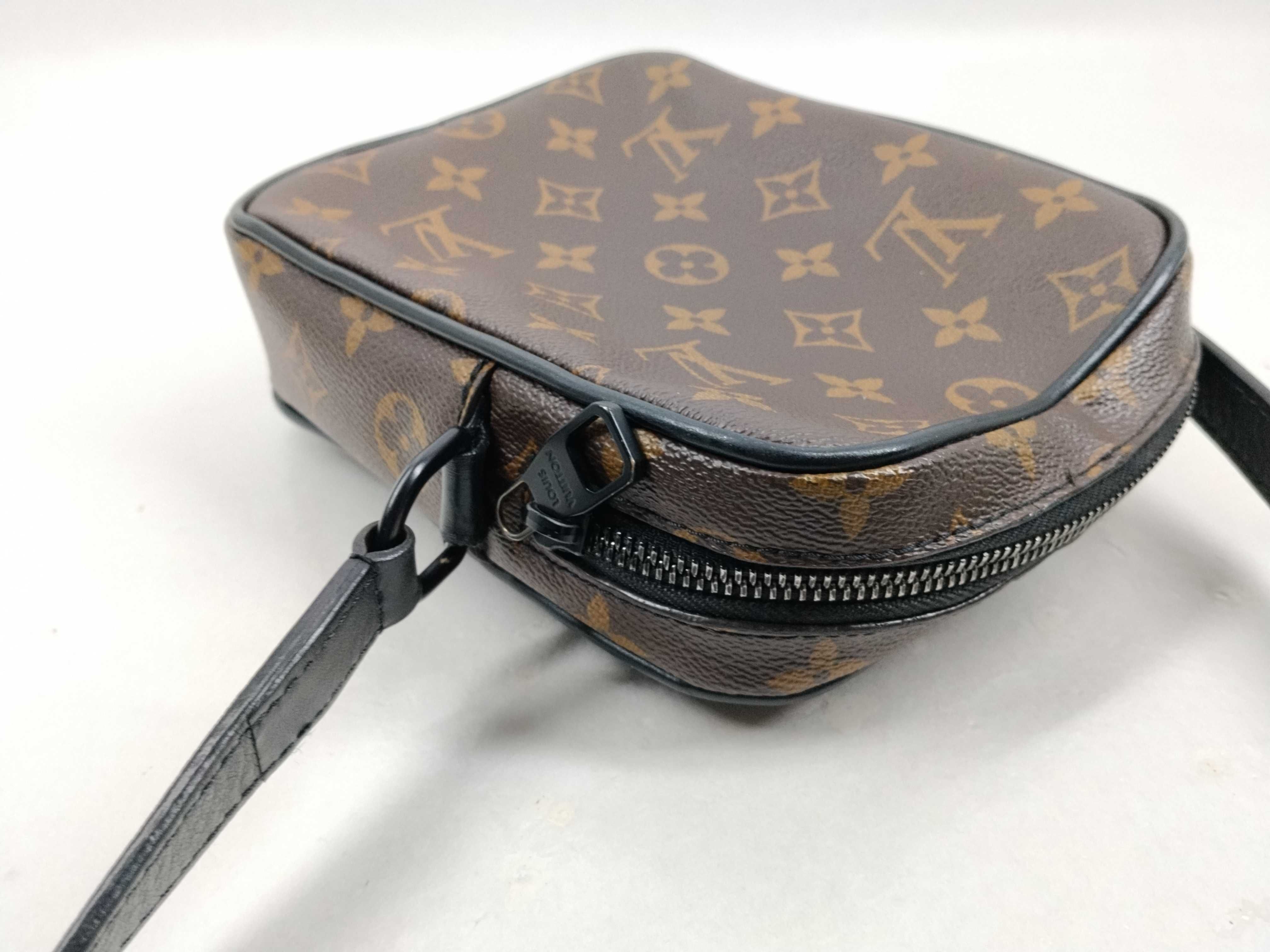 Monogram Macassar Louis Vuitton Macassar Christopher Wearable Wallet Shoulder Bag M69404 Shoulder Bag — view 9