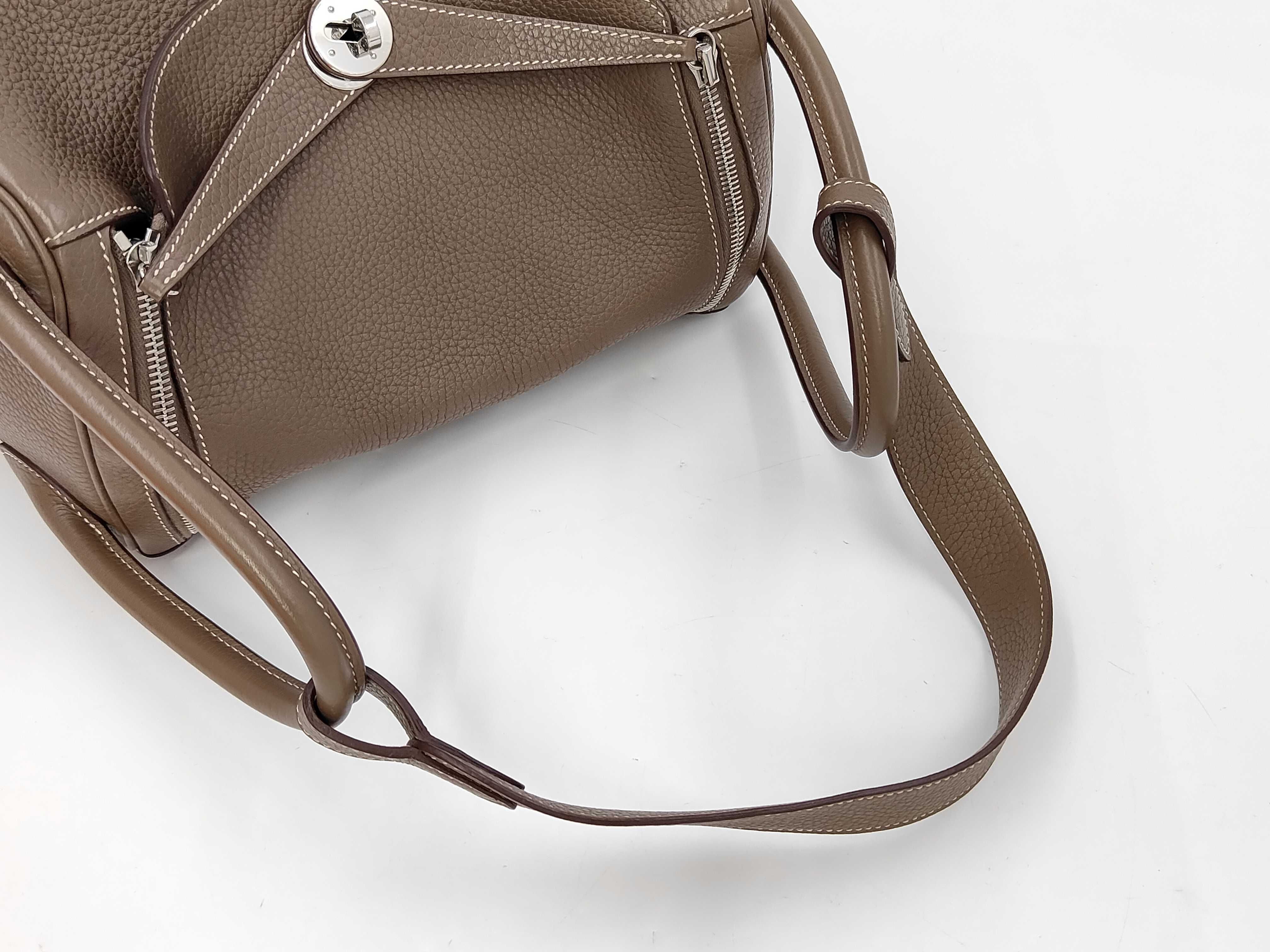 Lindy 30 Shoulder Bag — view 5