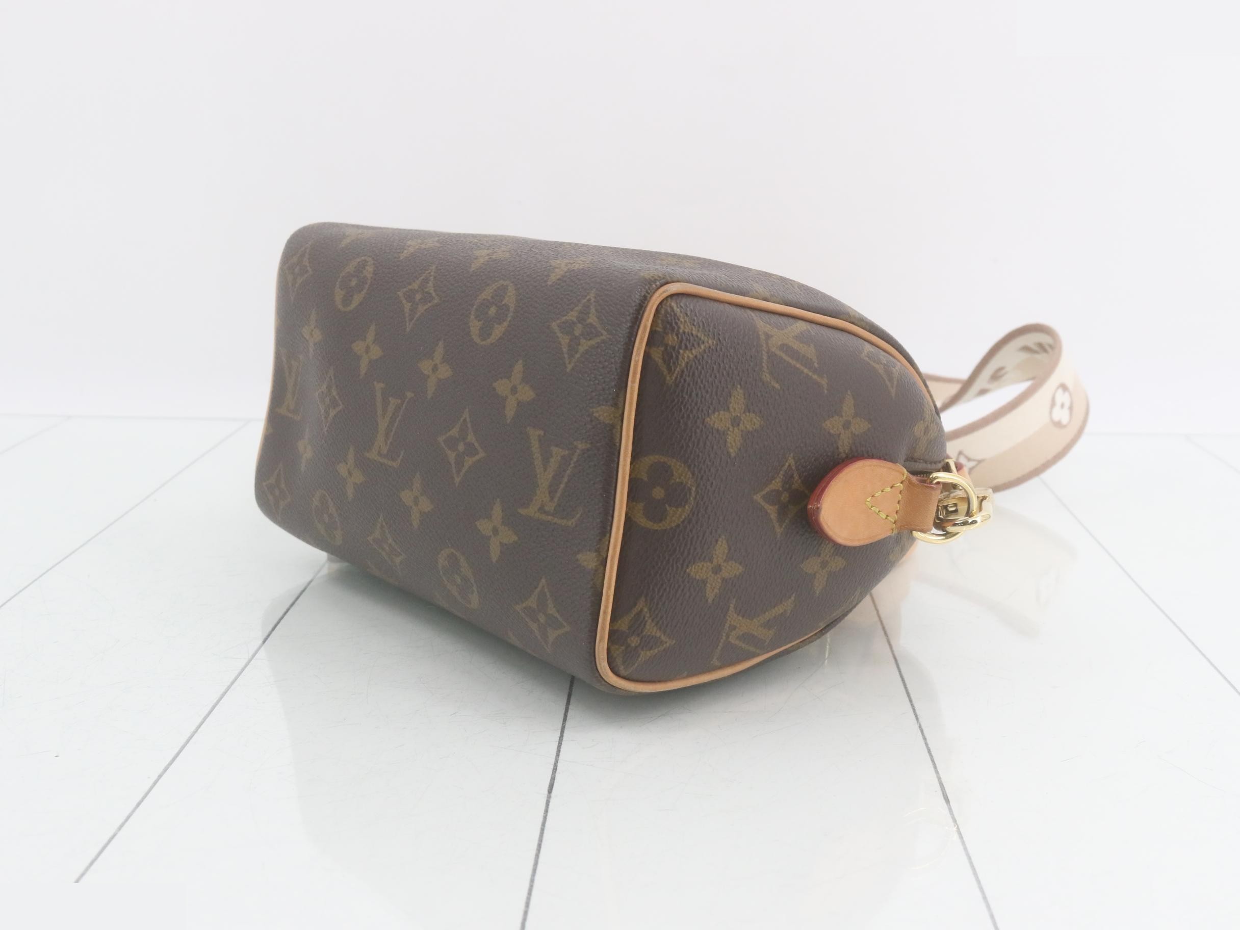 Speedy Bandoulière Monogram Handbag/Shoulder Bag (2-way) — view 6